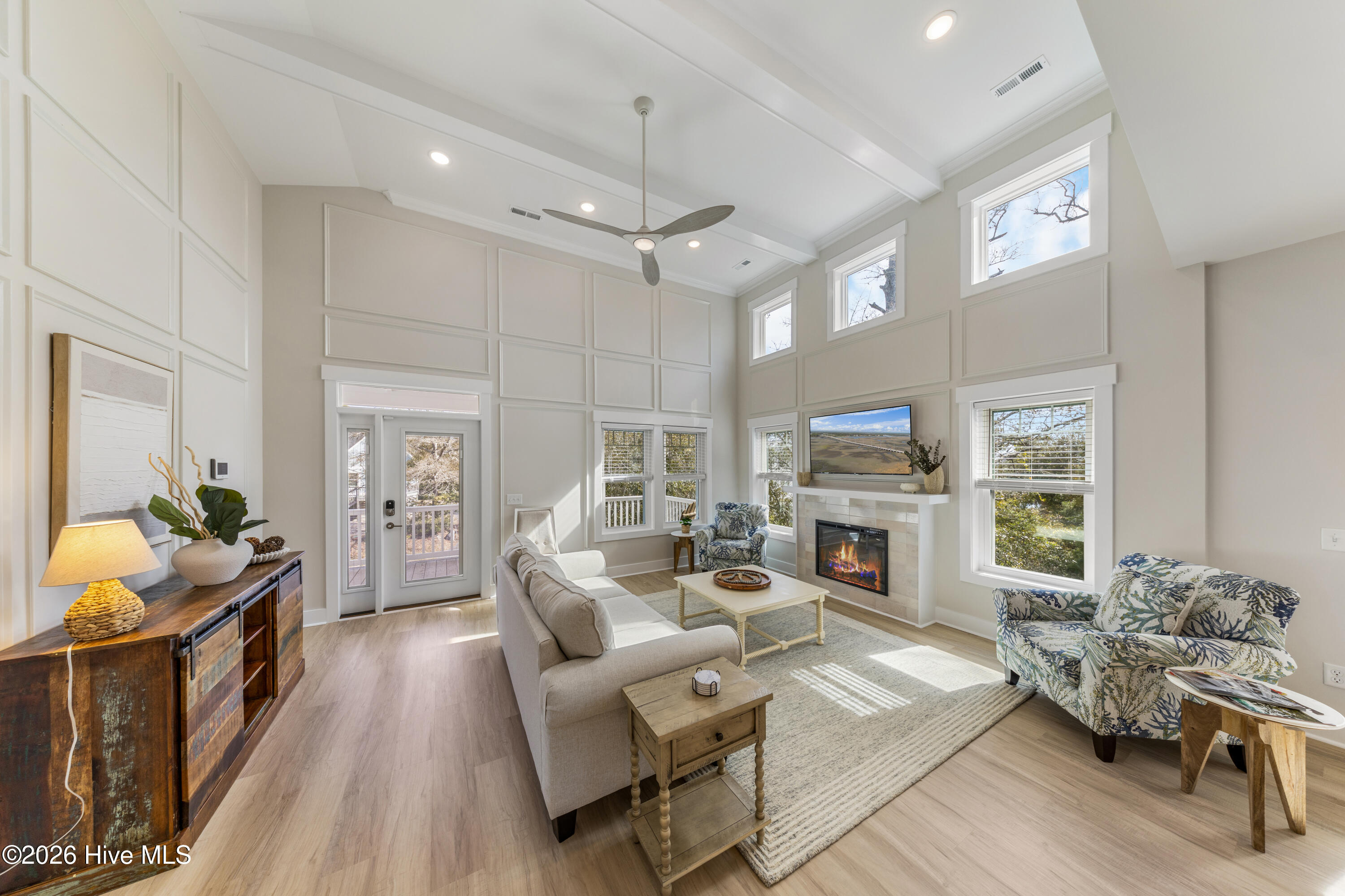 100555658 | Photo 13