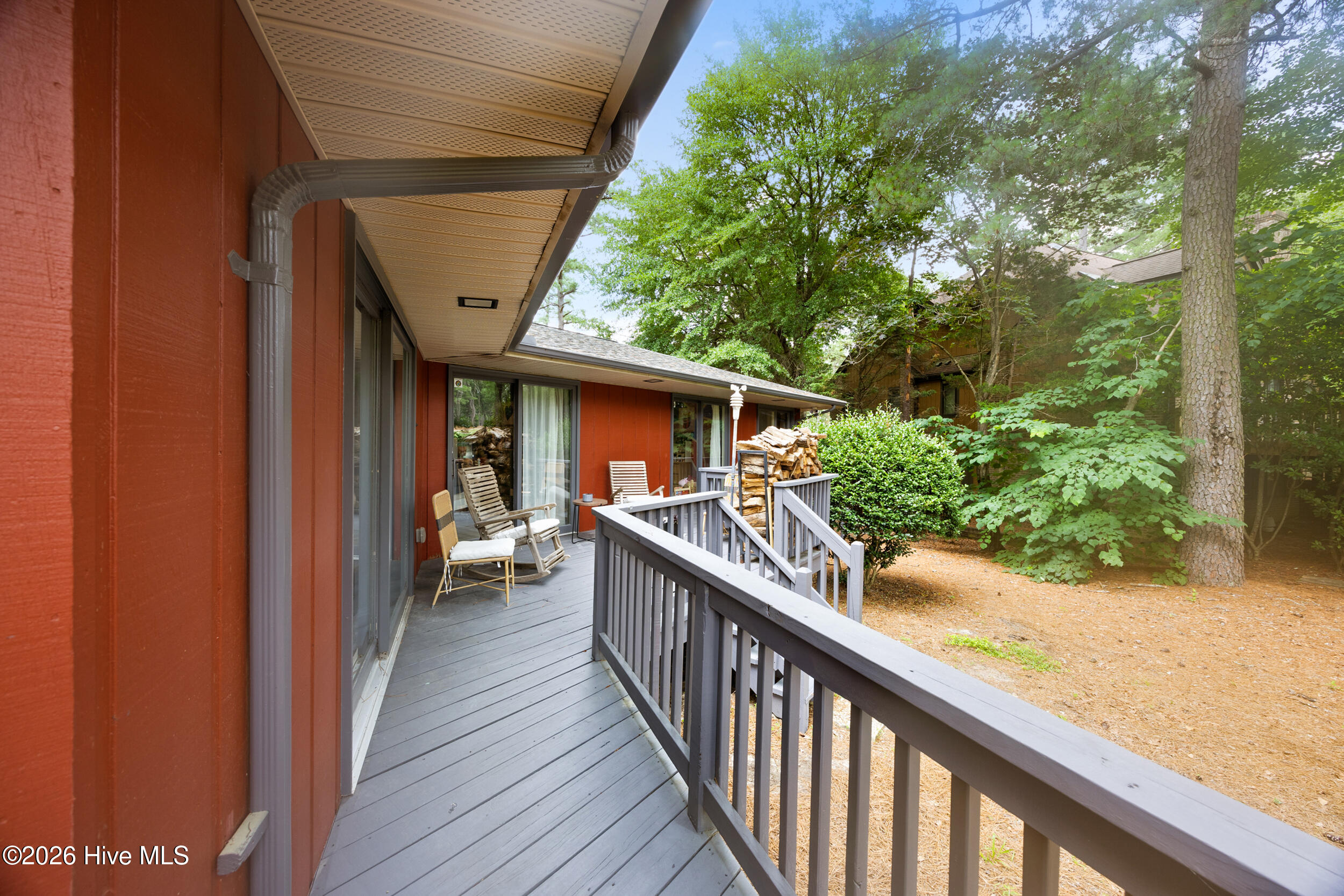 BACK DECK