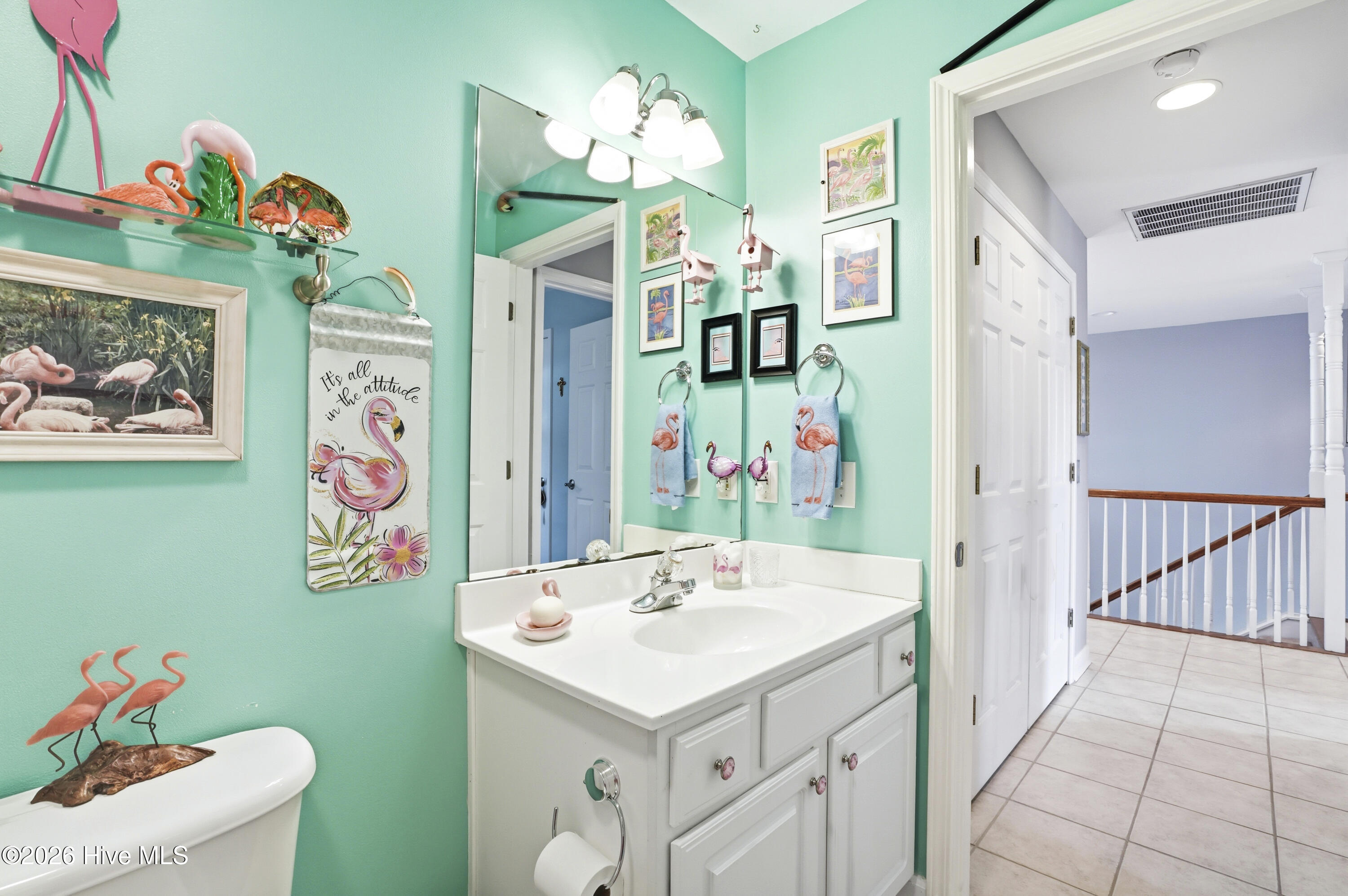 100564419 | Photo 33