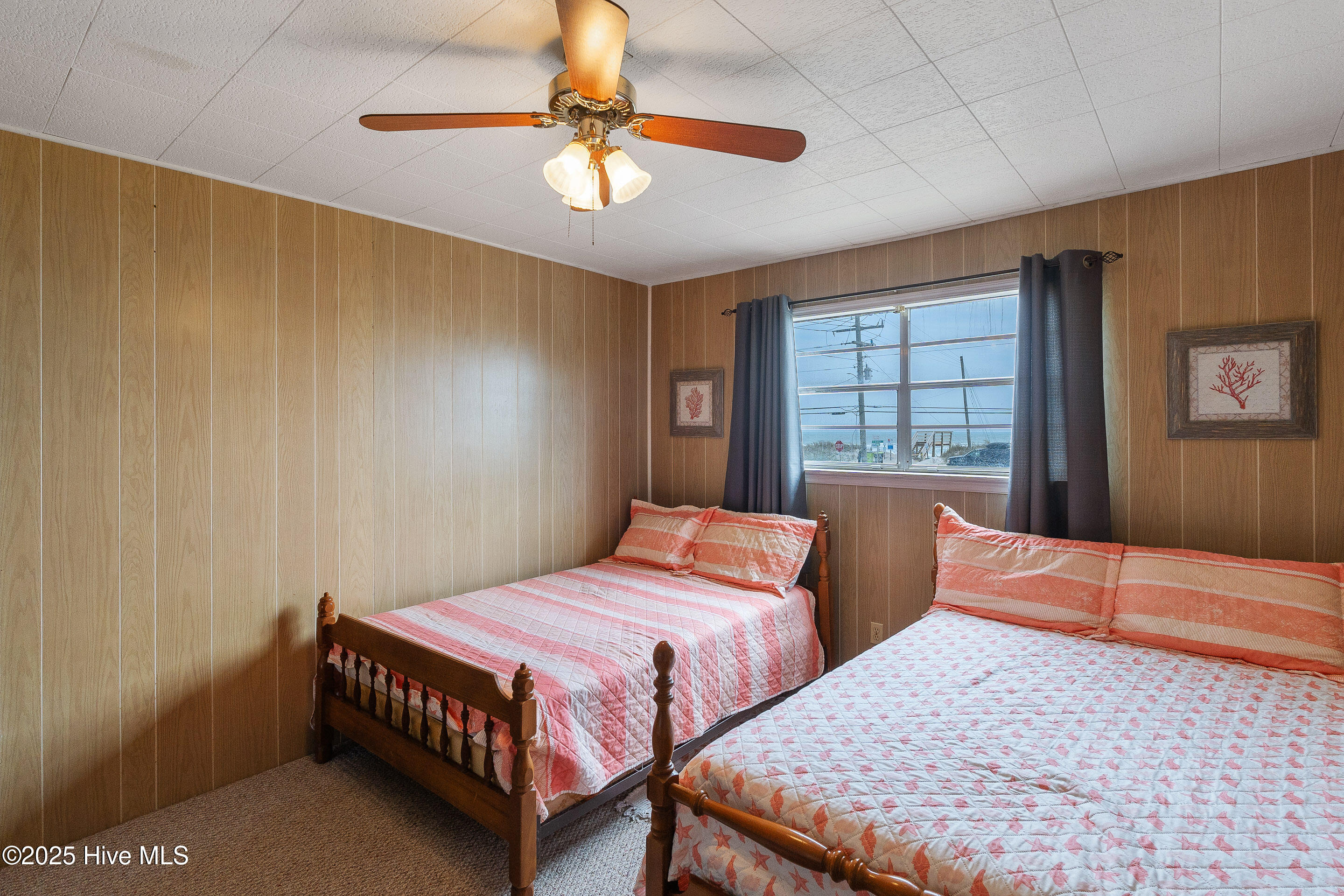 100503882 | Photo 16