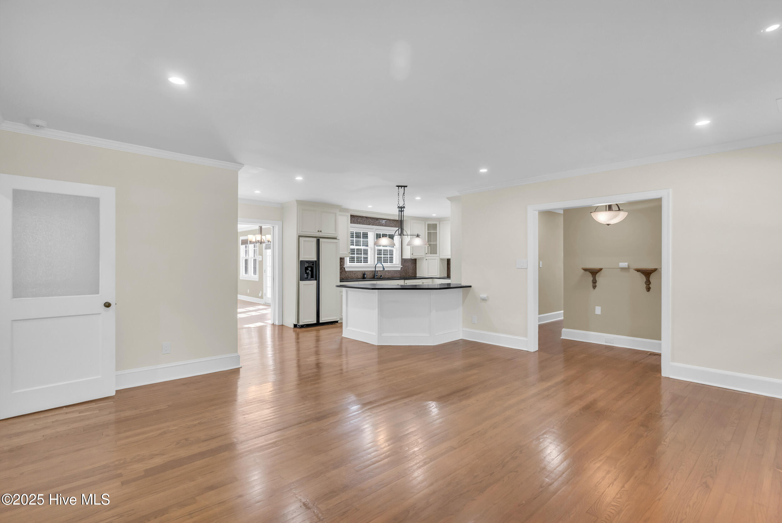 2821 Park Avenue, Wilmington, NC 28403 – photo 6: Living