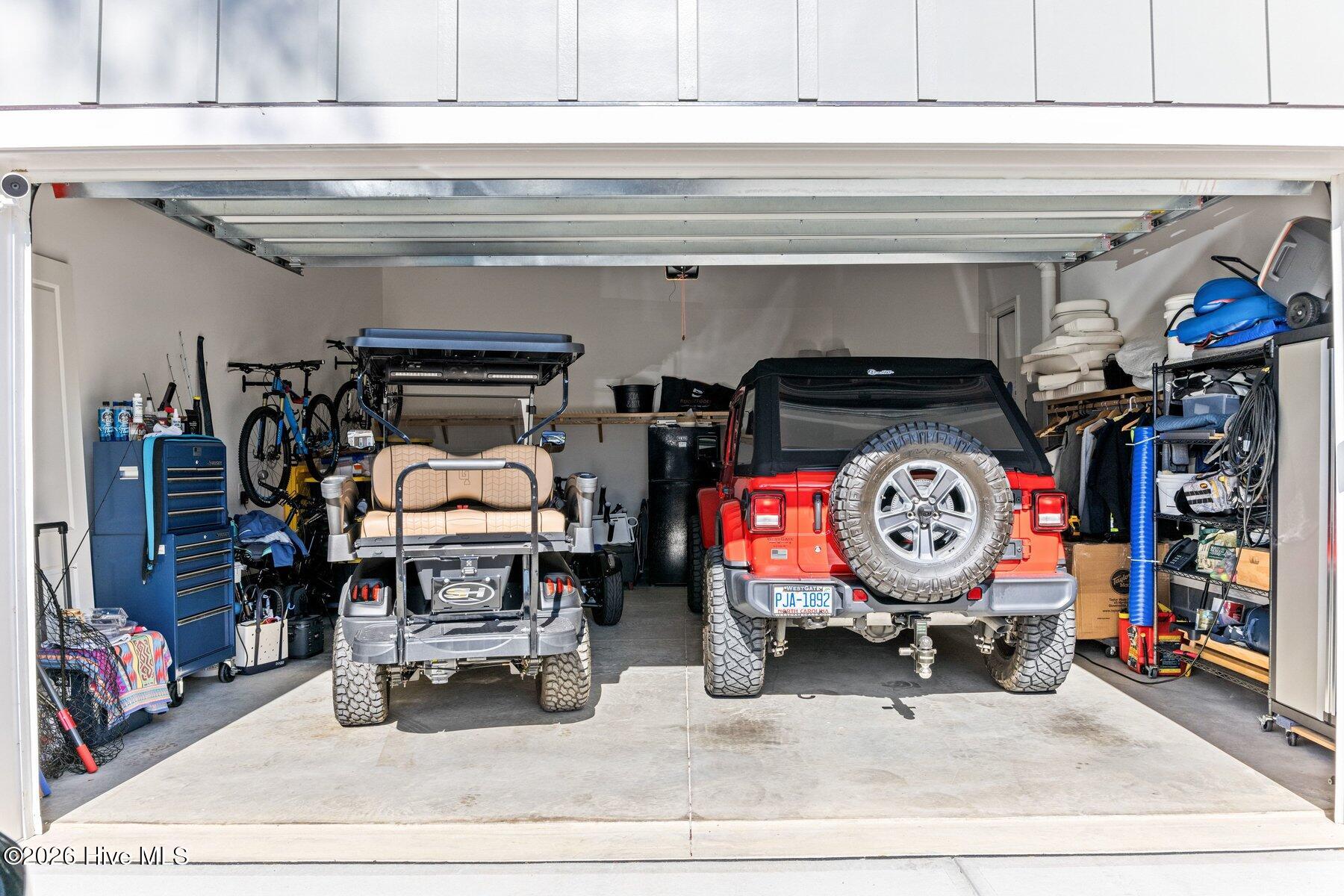 100553656 | Photo 37