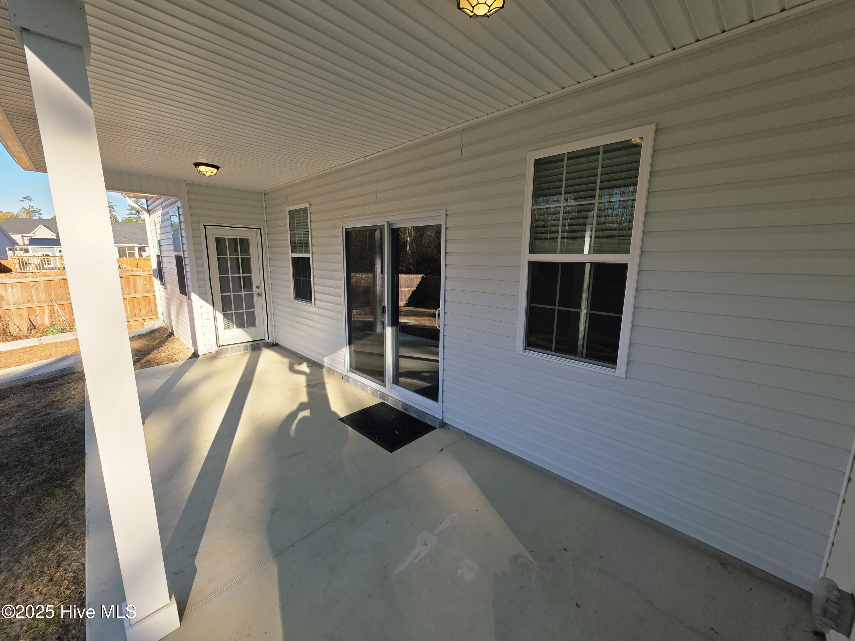 100545567 | Photo 28