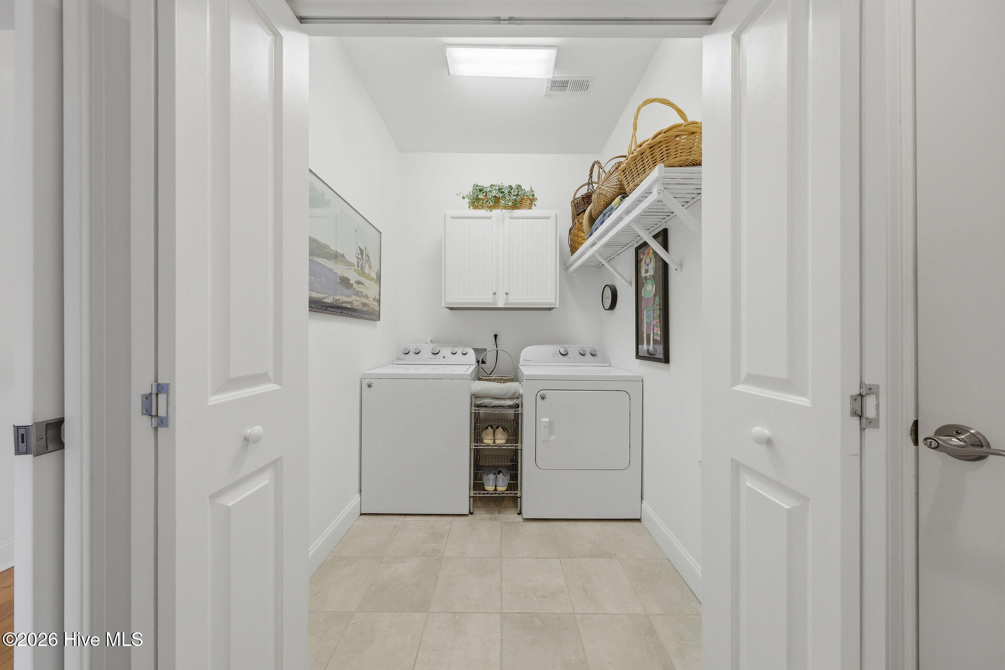 100561215 | Photo 41