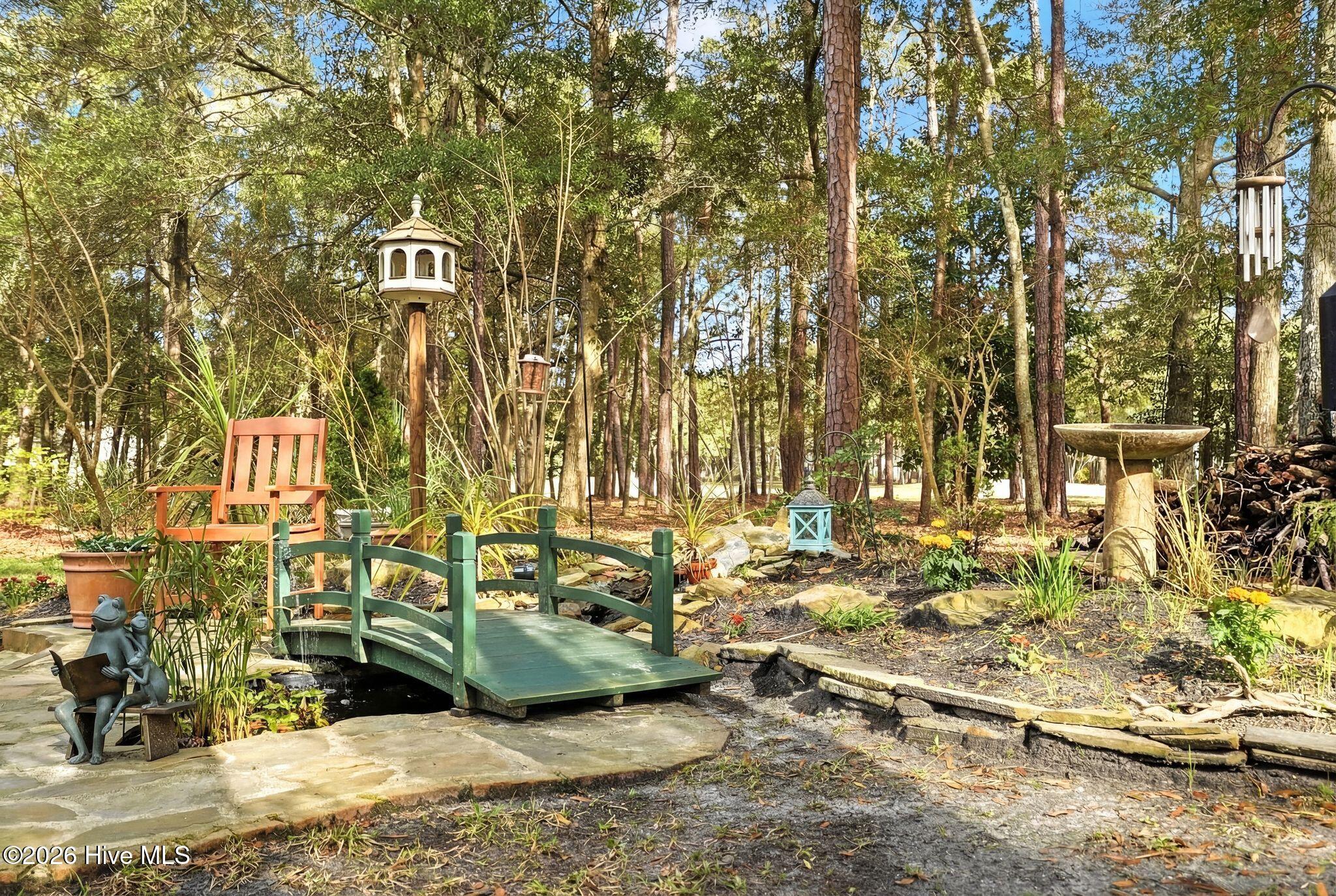 100562412 | Photo 69