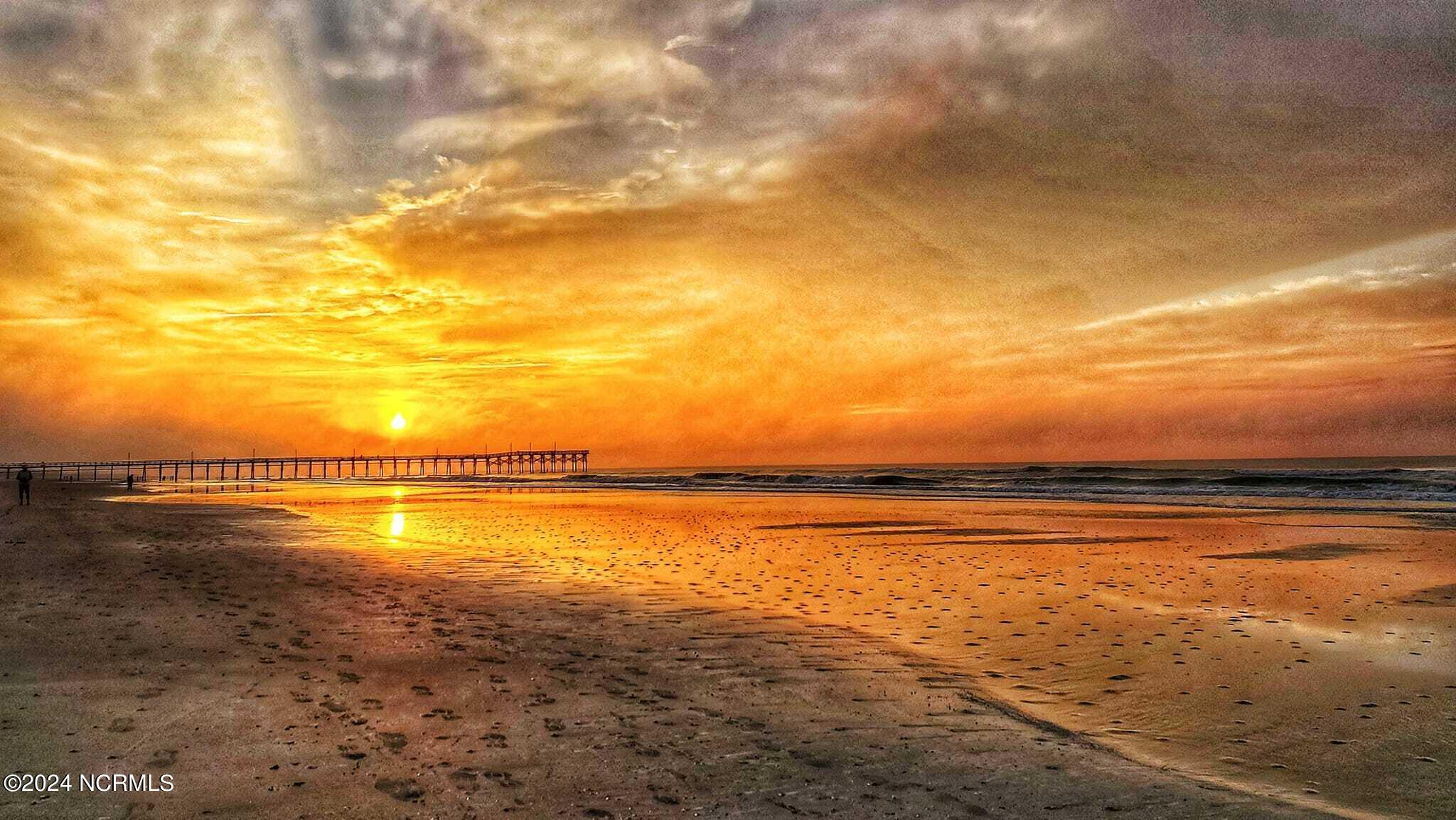 100544330 | Photo 43