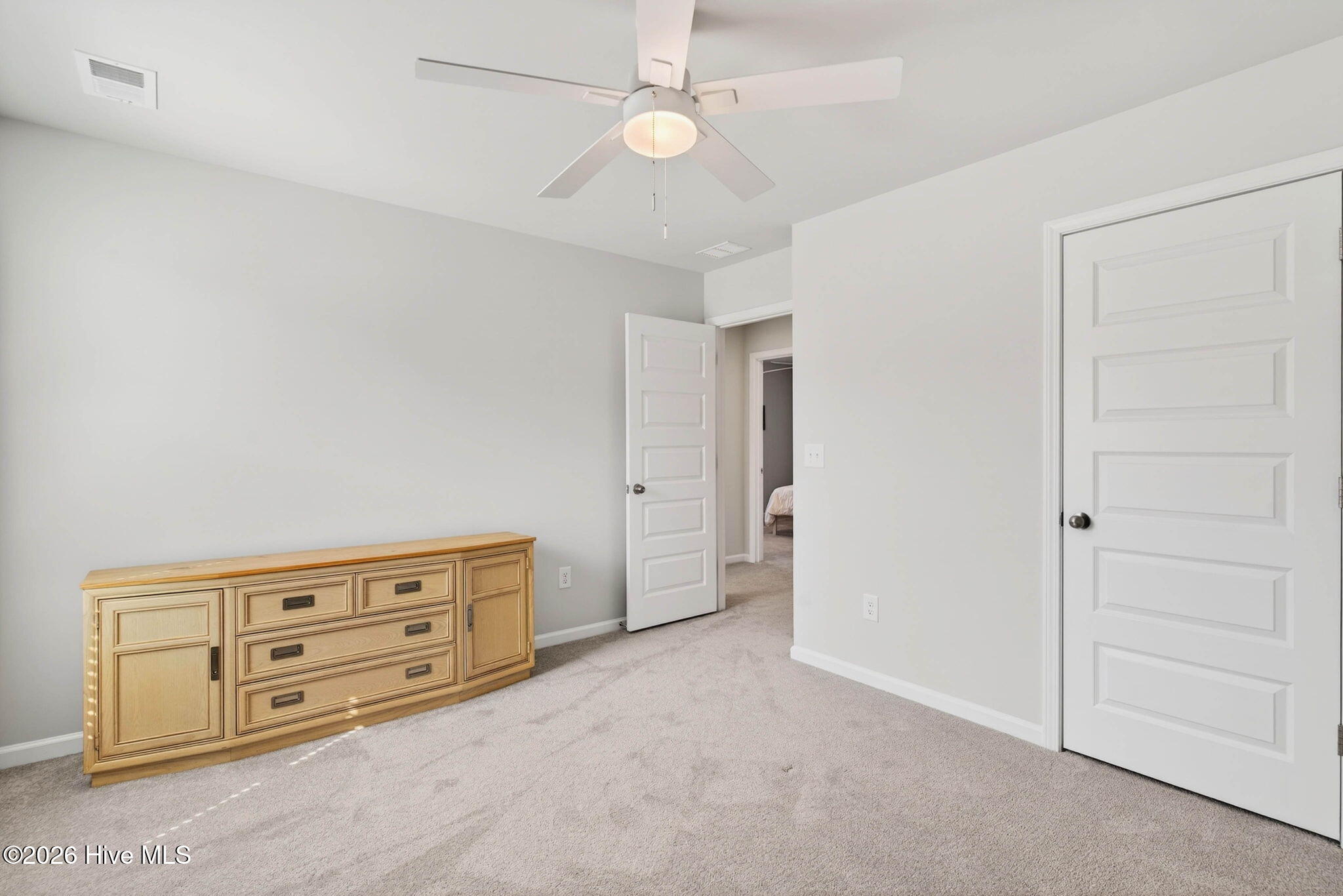 100564672 | Photo 29