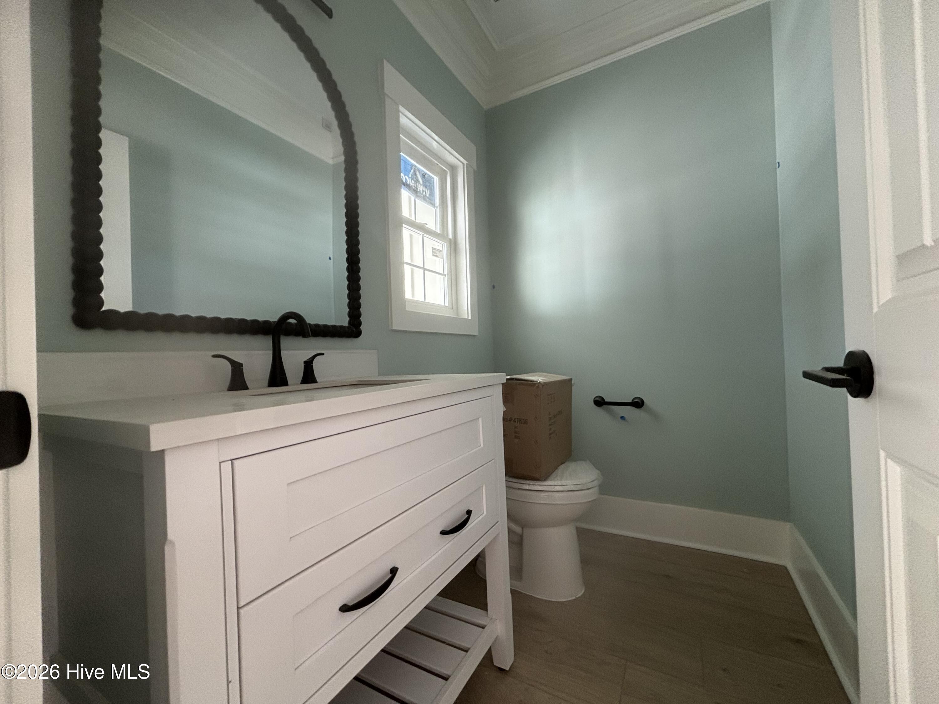 100516675 | Photo 63