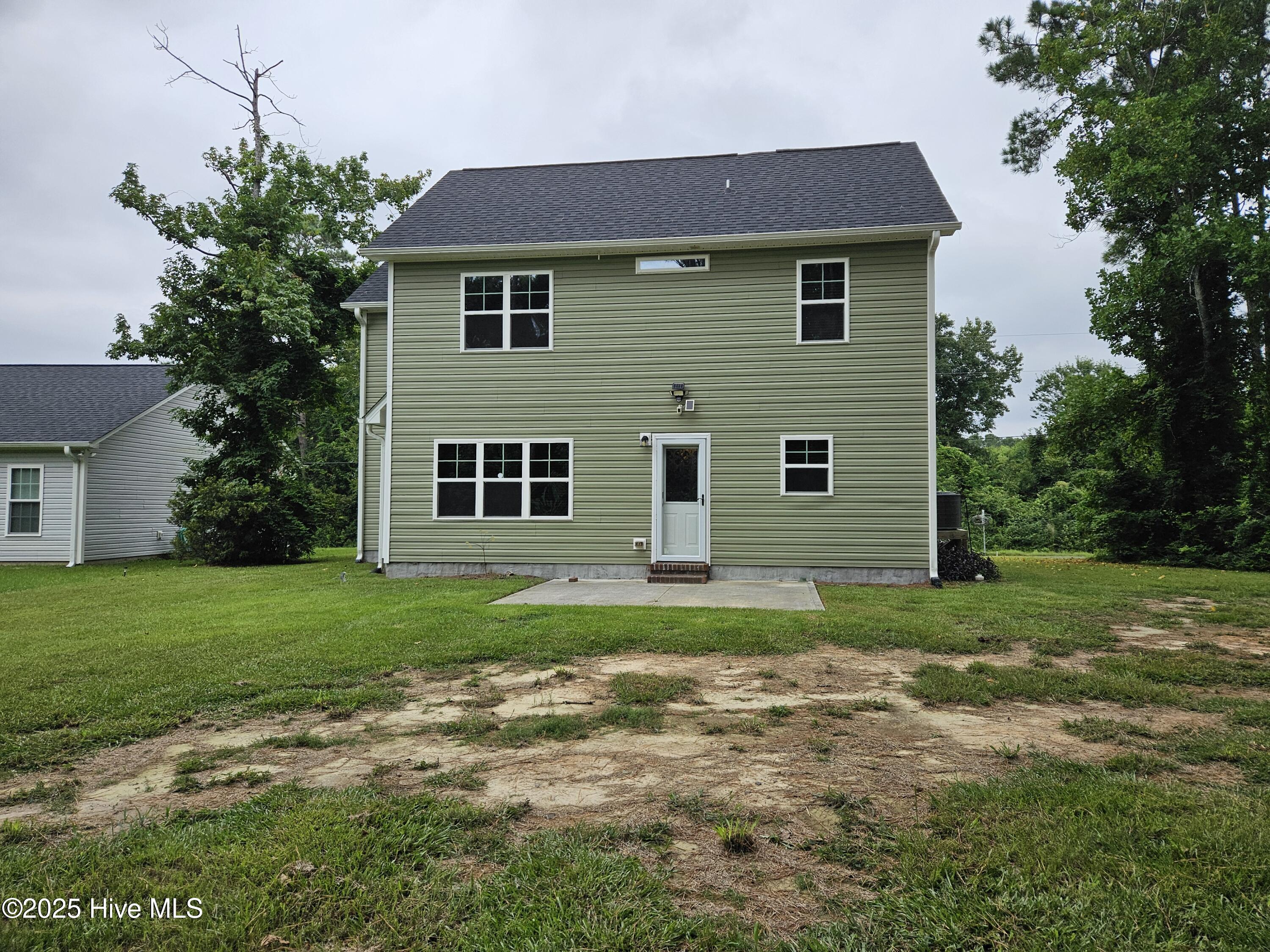 100539079 | Photo 33