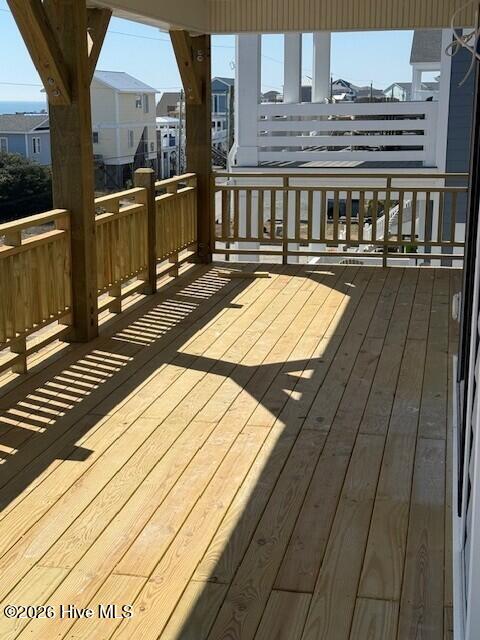 100552100 | Photo 17