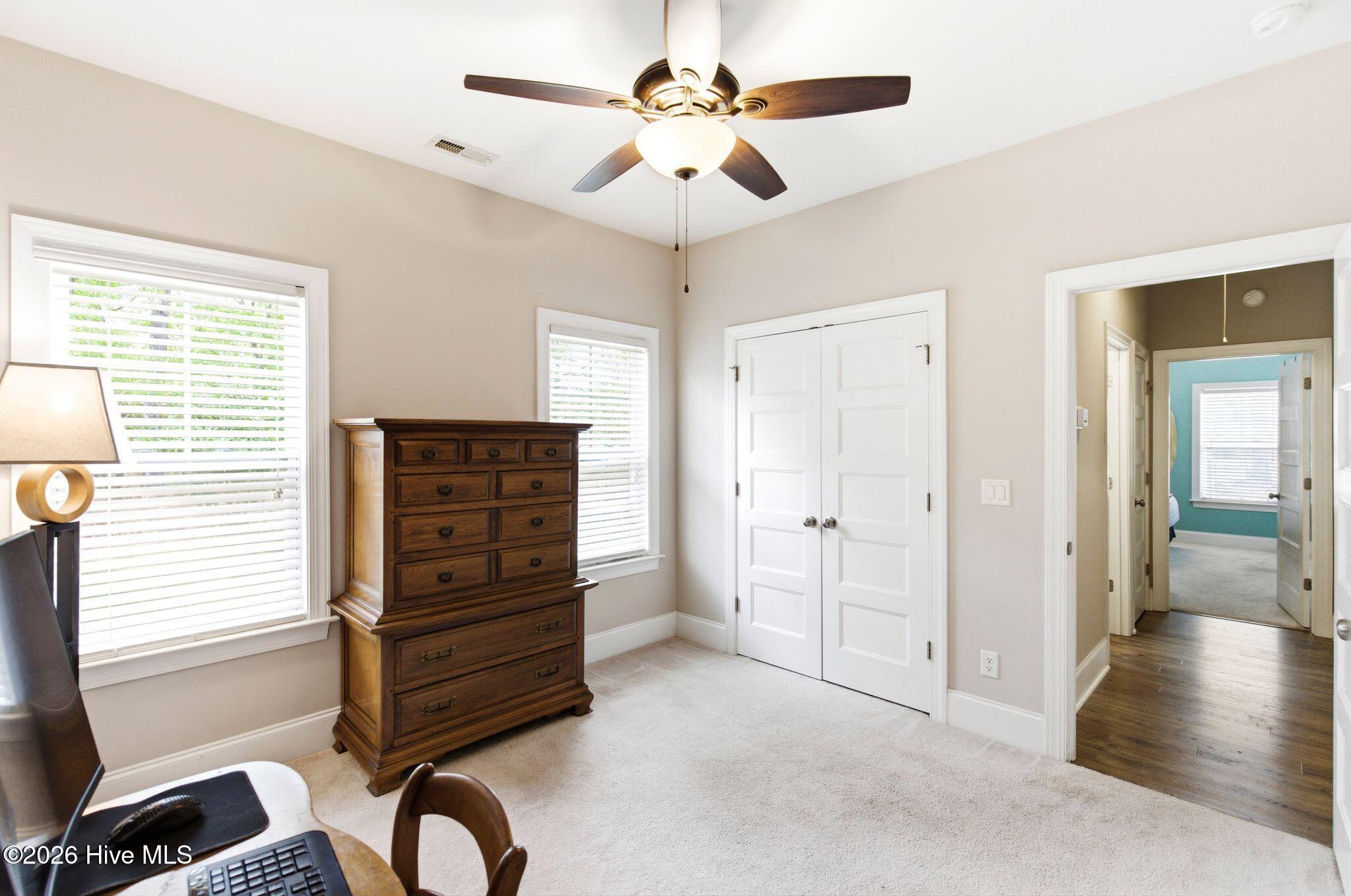 100564498 | Photo 31