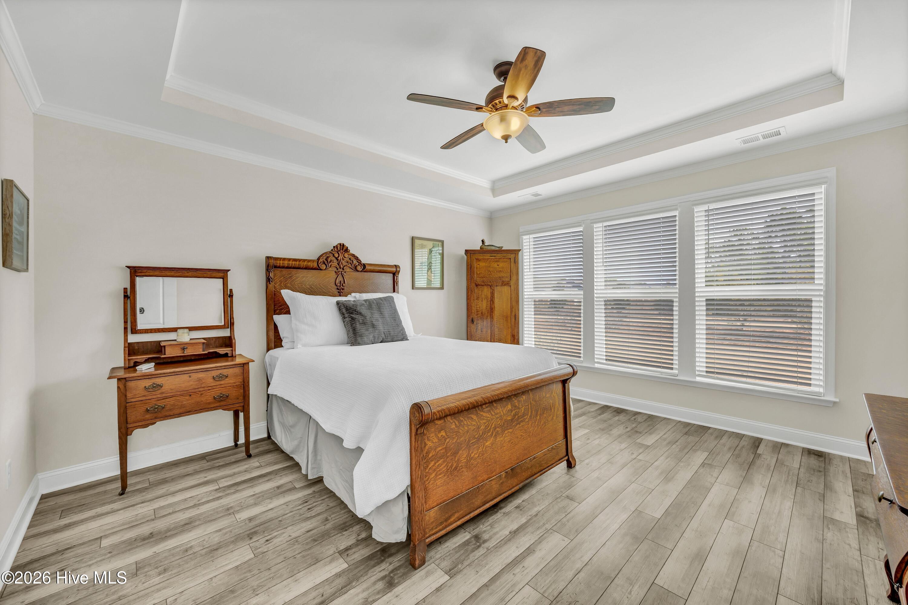 100552625 | Photo 79