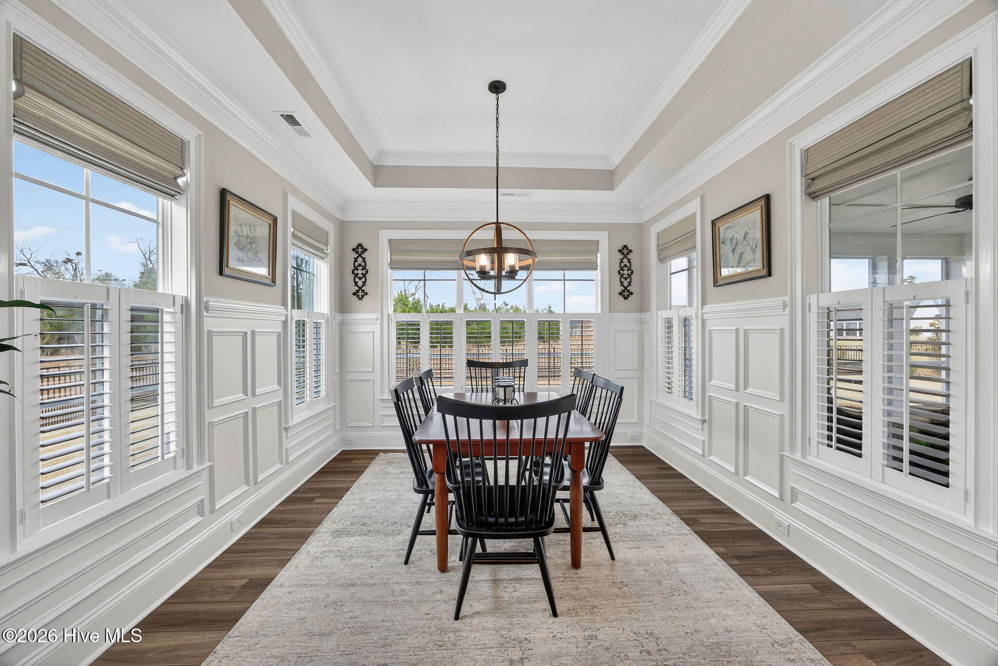 100556819 | Photo 14