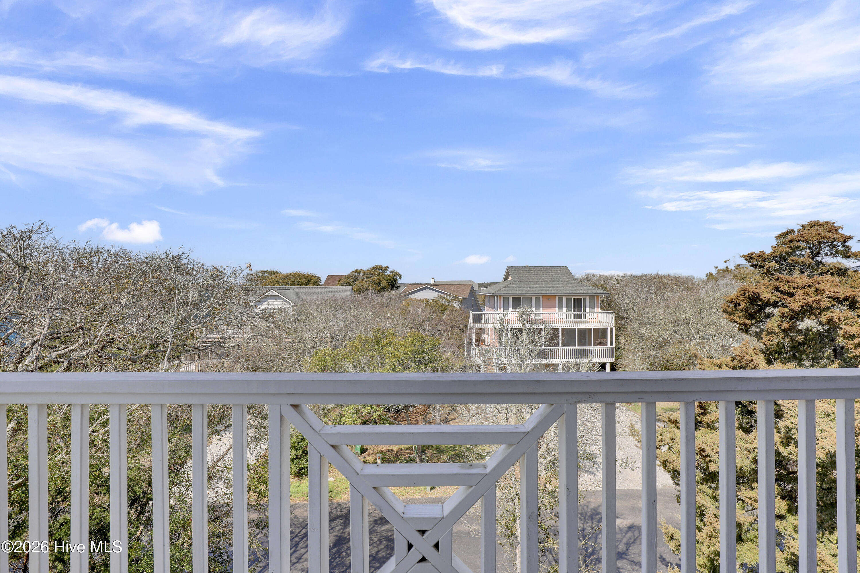 100551394 | Photo 39