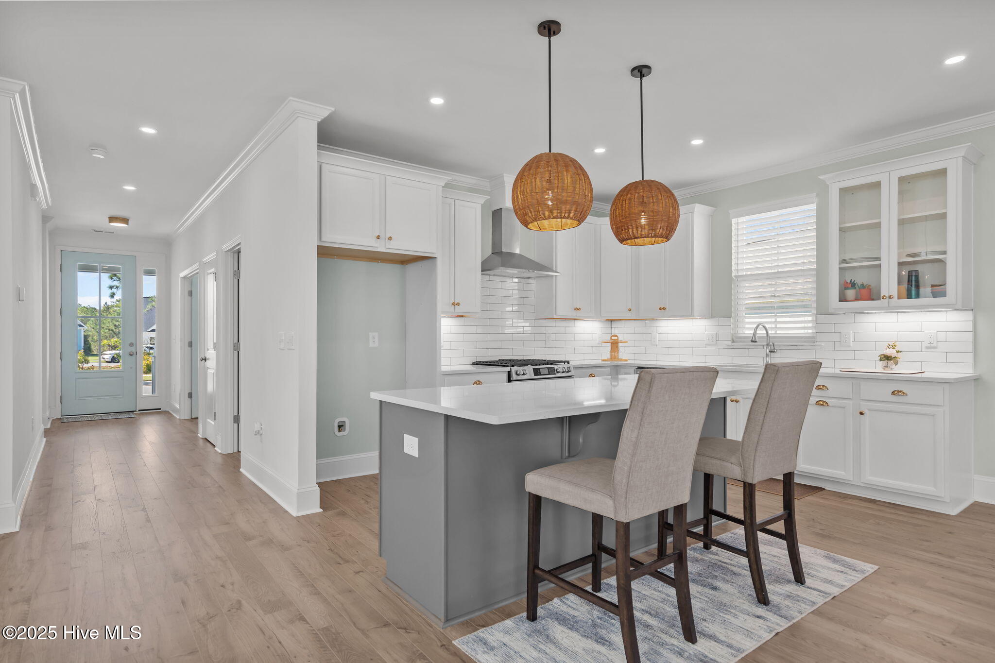 100537775 | Photo 17