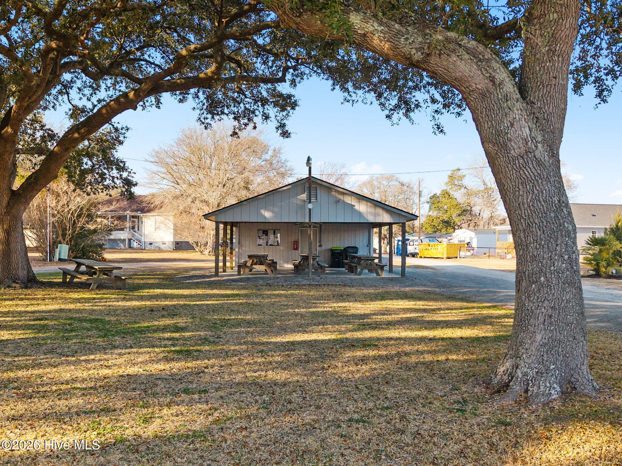 100533101 | Photo 35