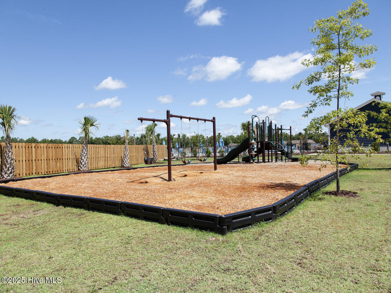 100486449 | Photo 41