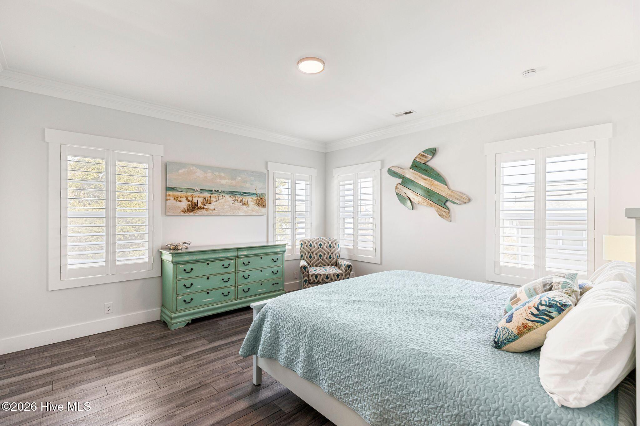 100551574 | Photo 37