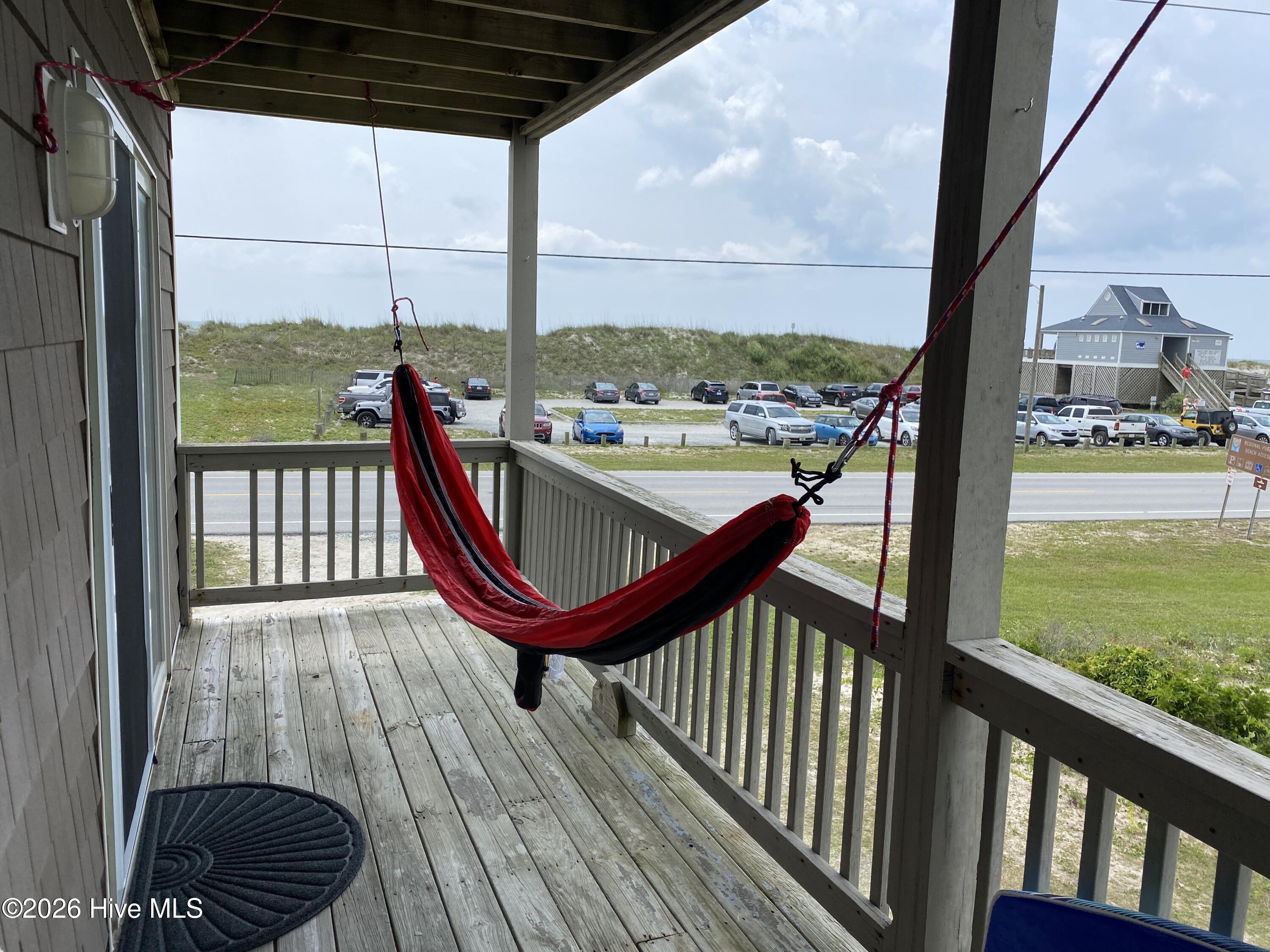 100563924 | Photo 33