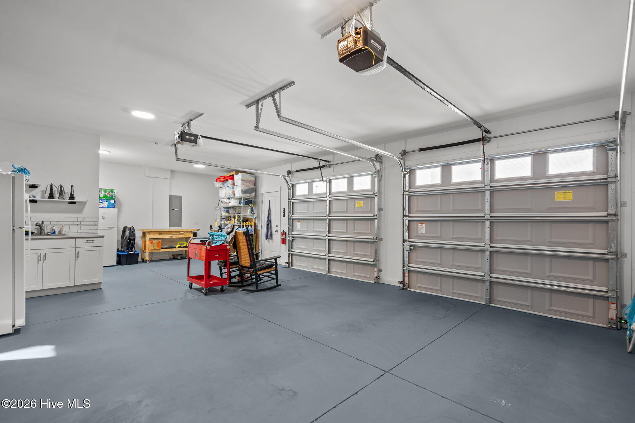 100546966 | Photo 42