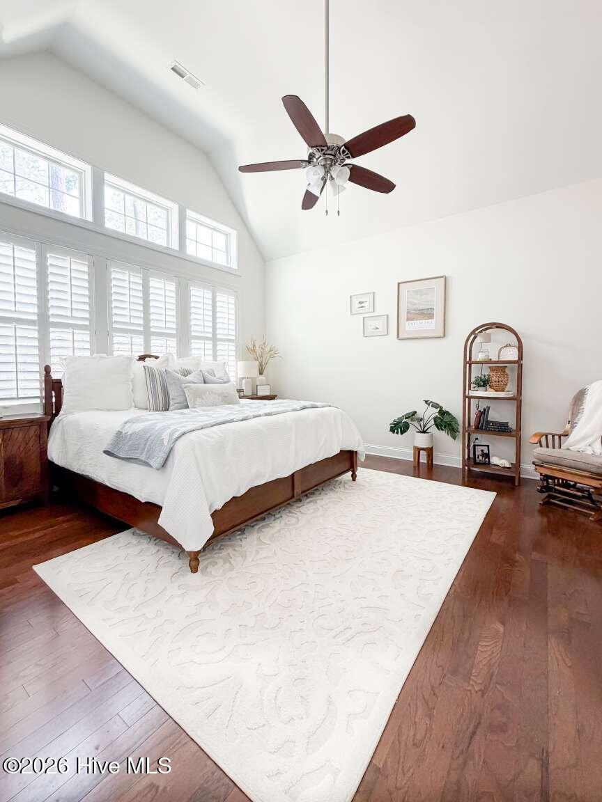 100566099 | Photo 13