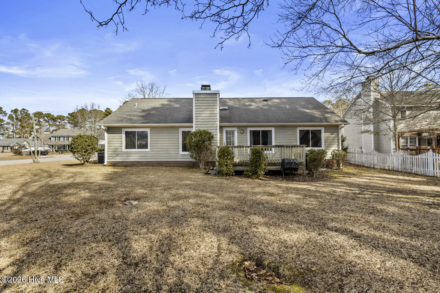 100554638 | Photo 35