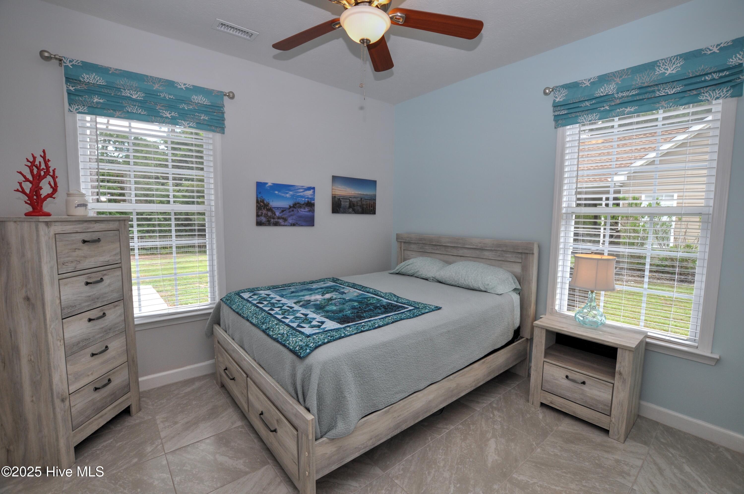 100519003 | Photo 24