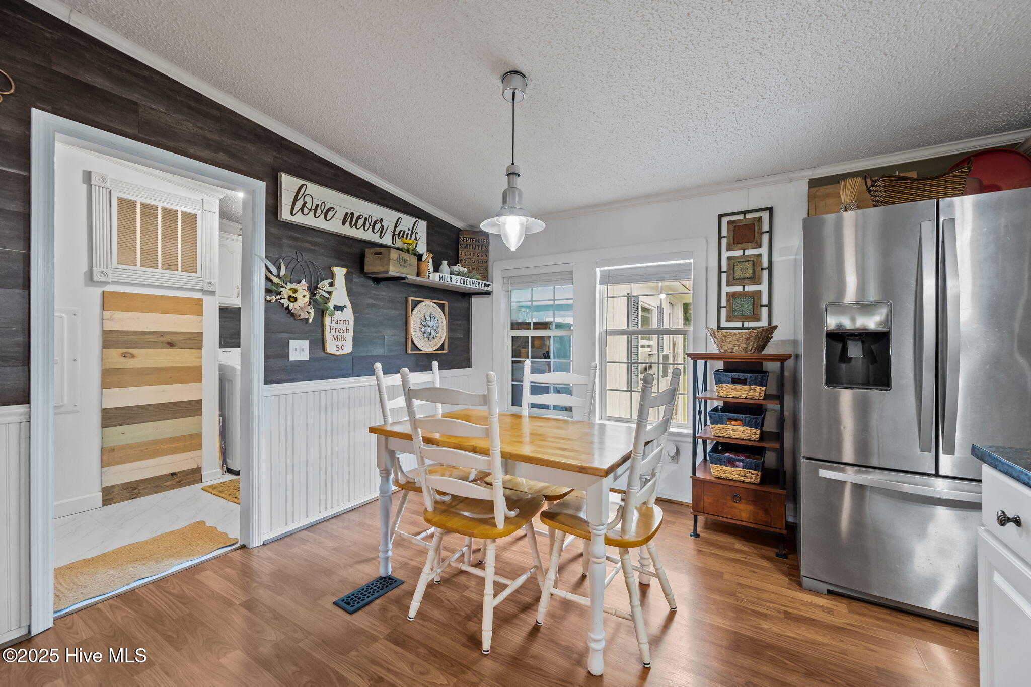 100537137 | Photo 20