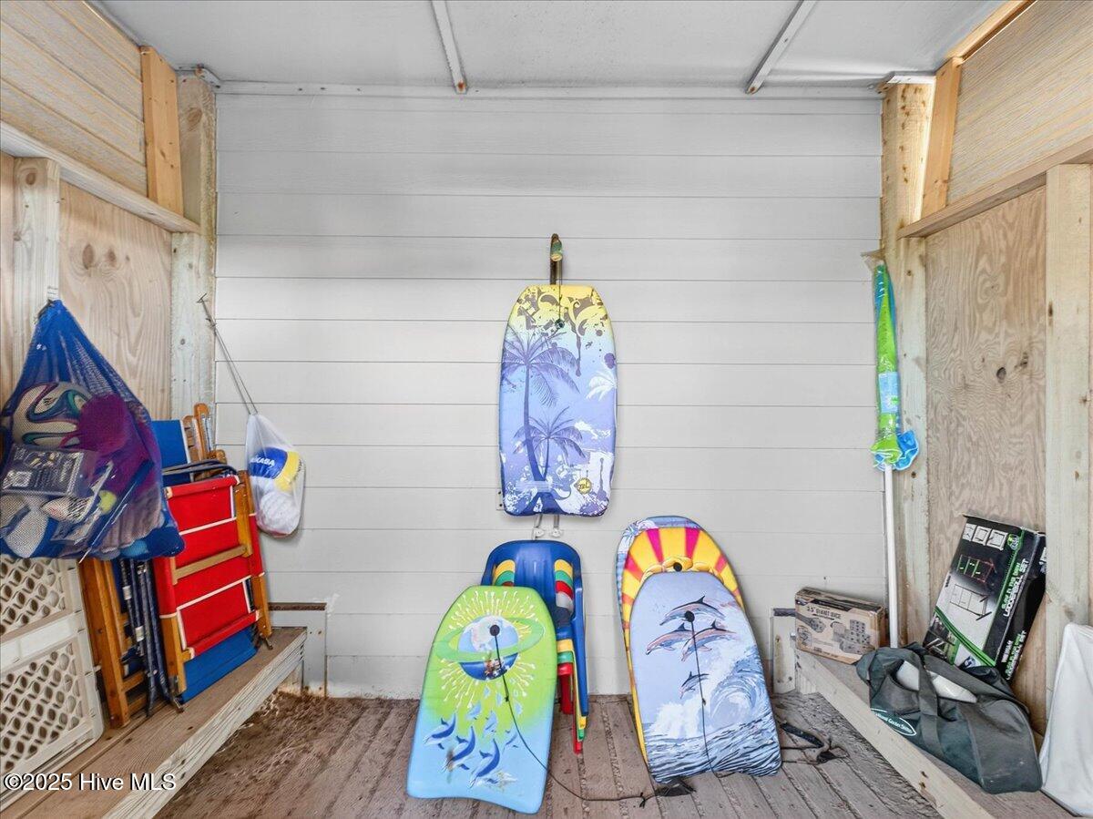 100521504 | Photo 48