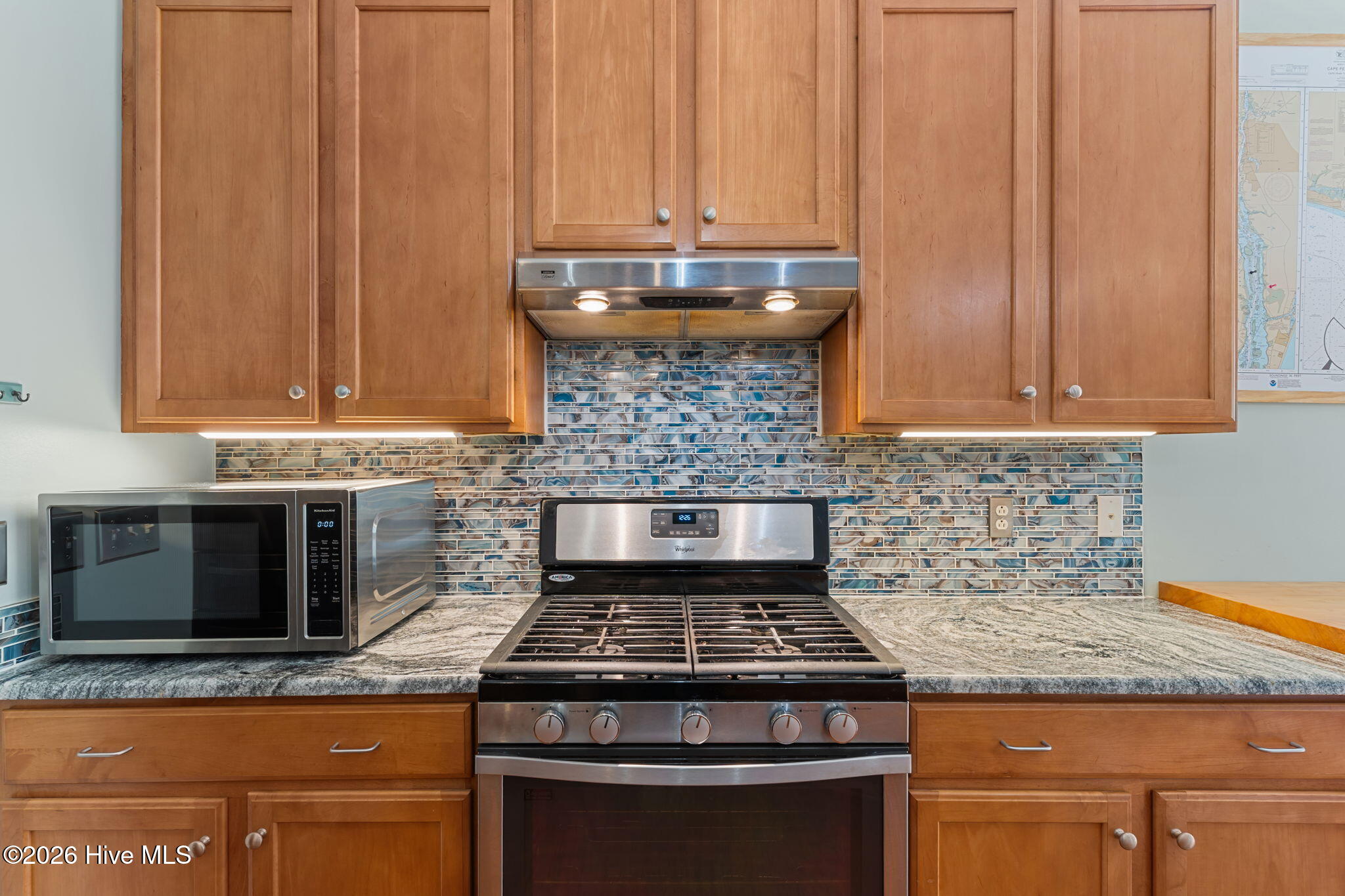 100563070 | Photo 15