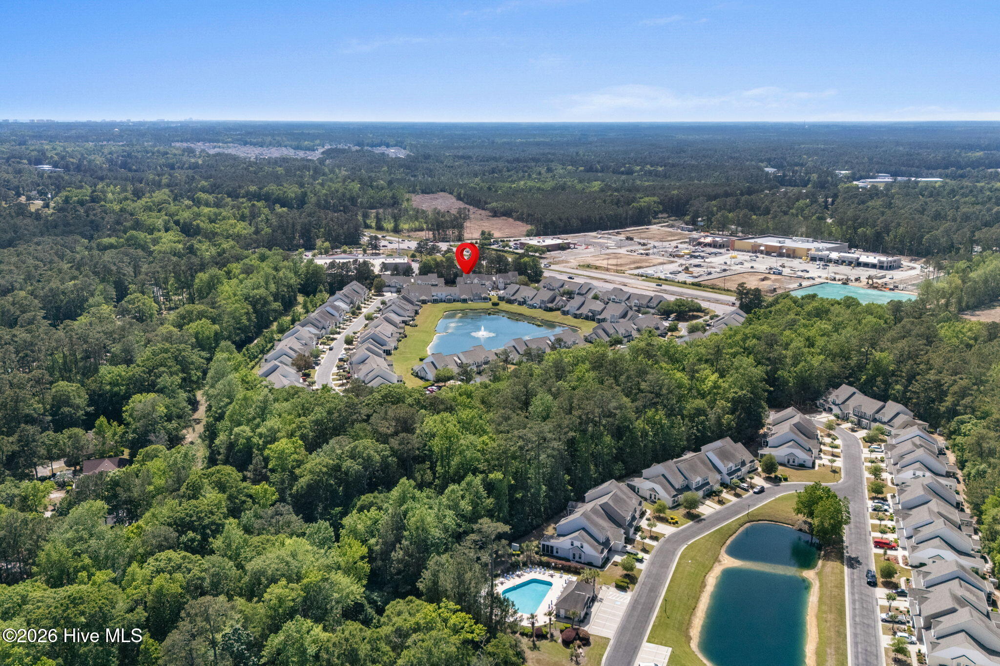 100570340 | Photo 68