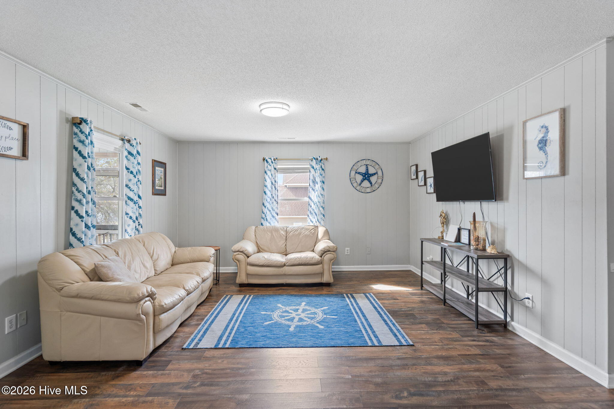 100558110 | Photo 14