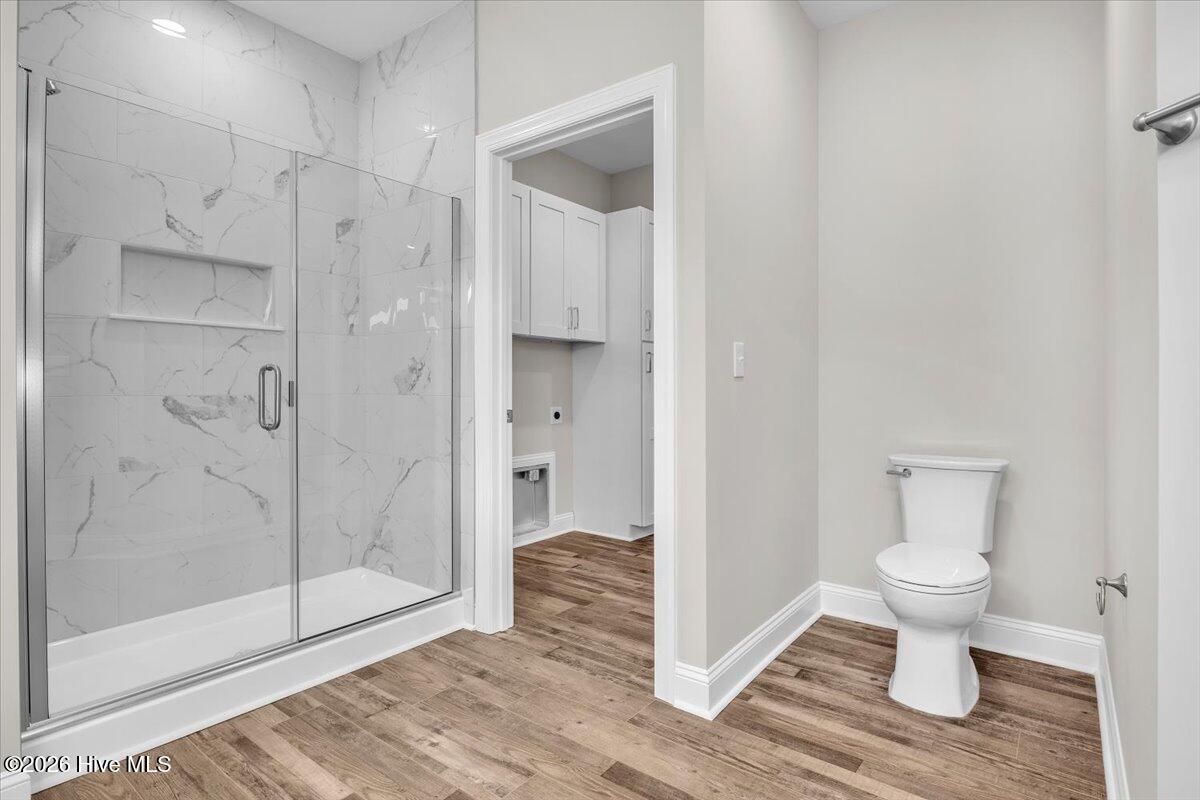 100551453 | Photo 16