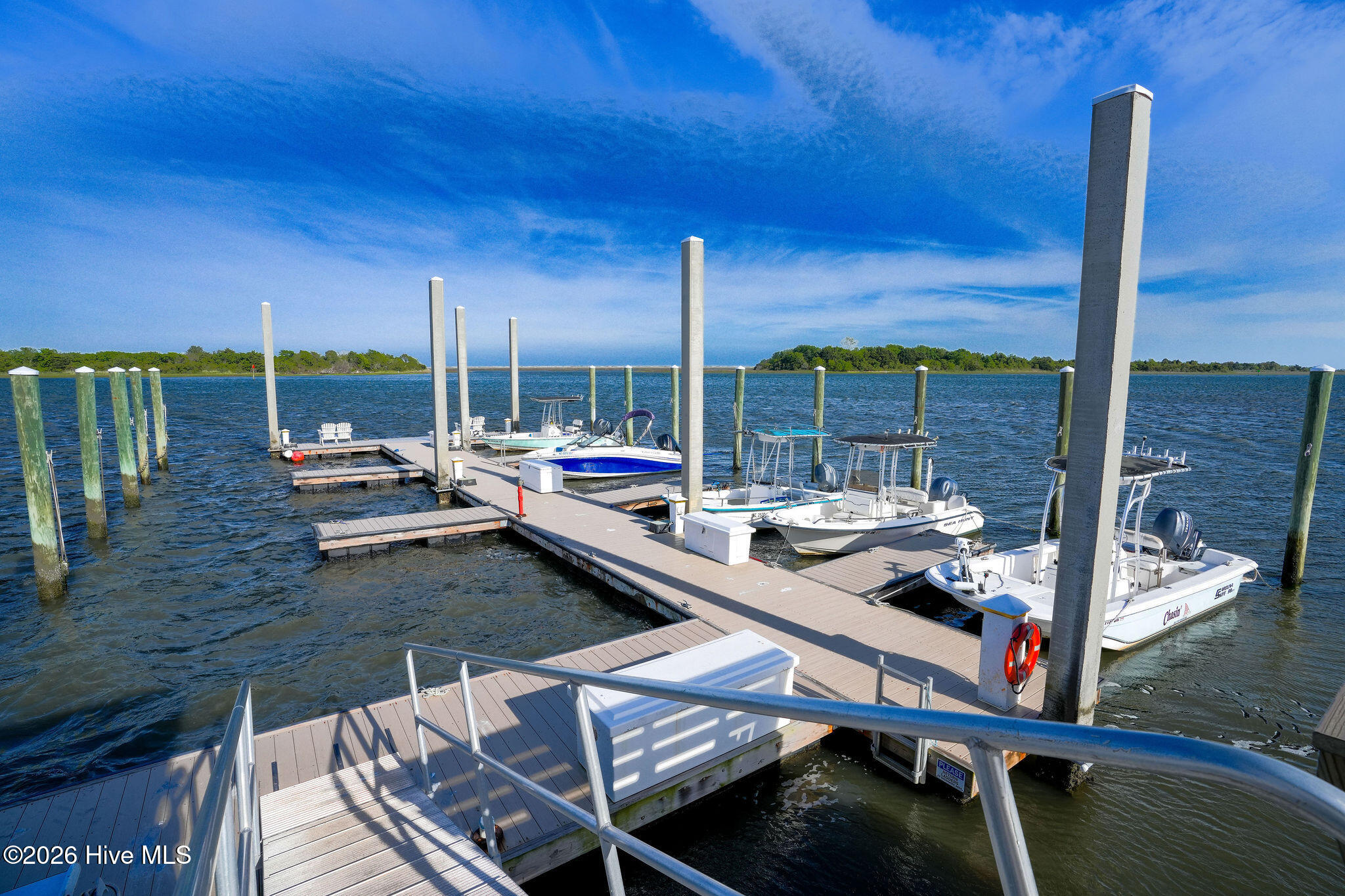 100567317 | Photo 85