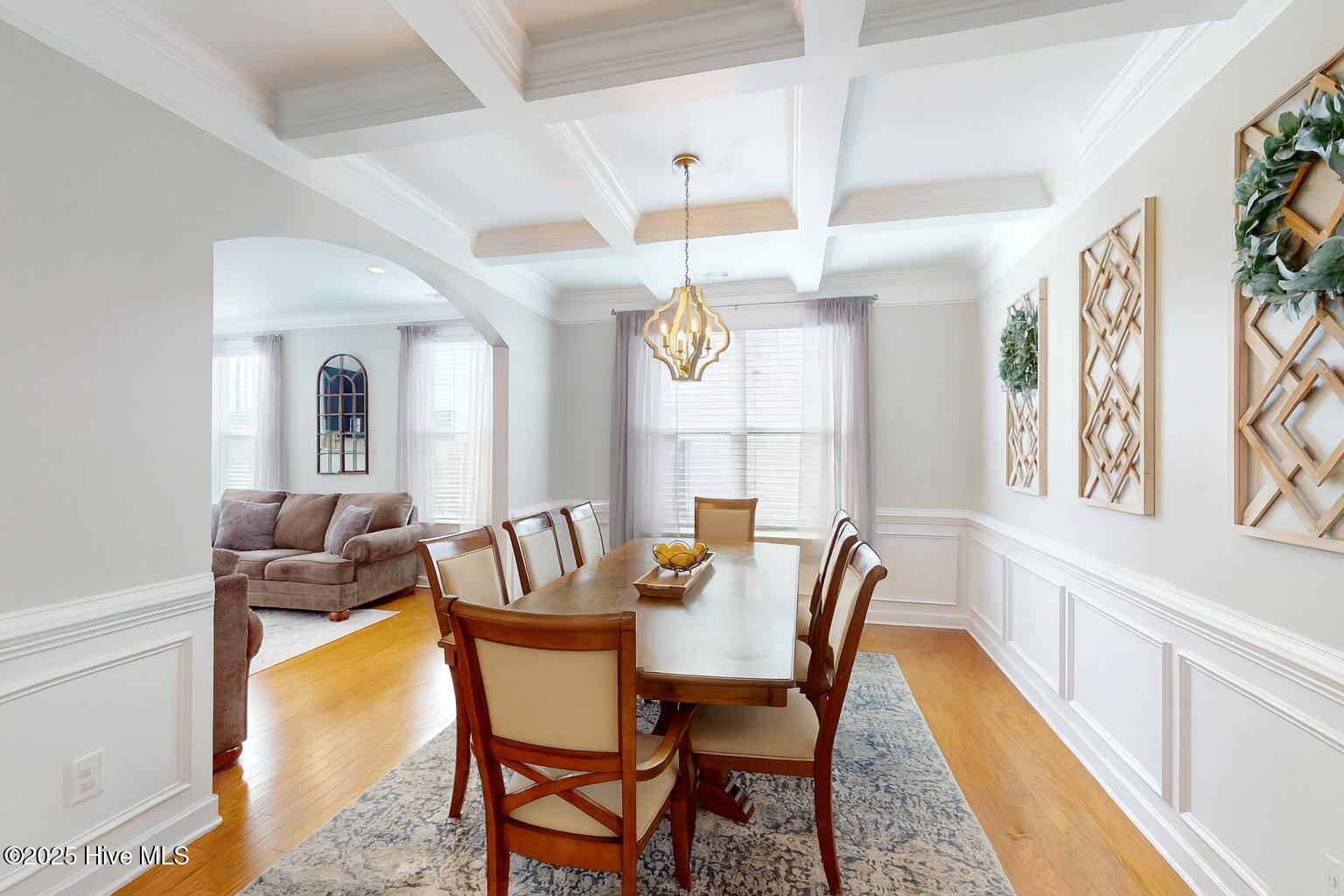 100526795 | Photo 11