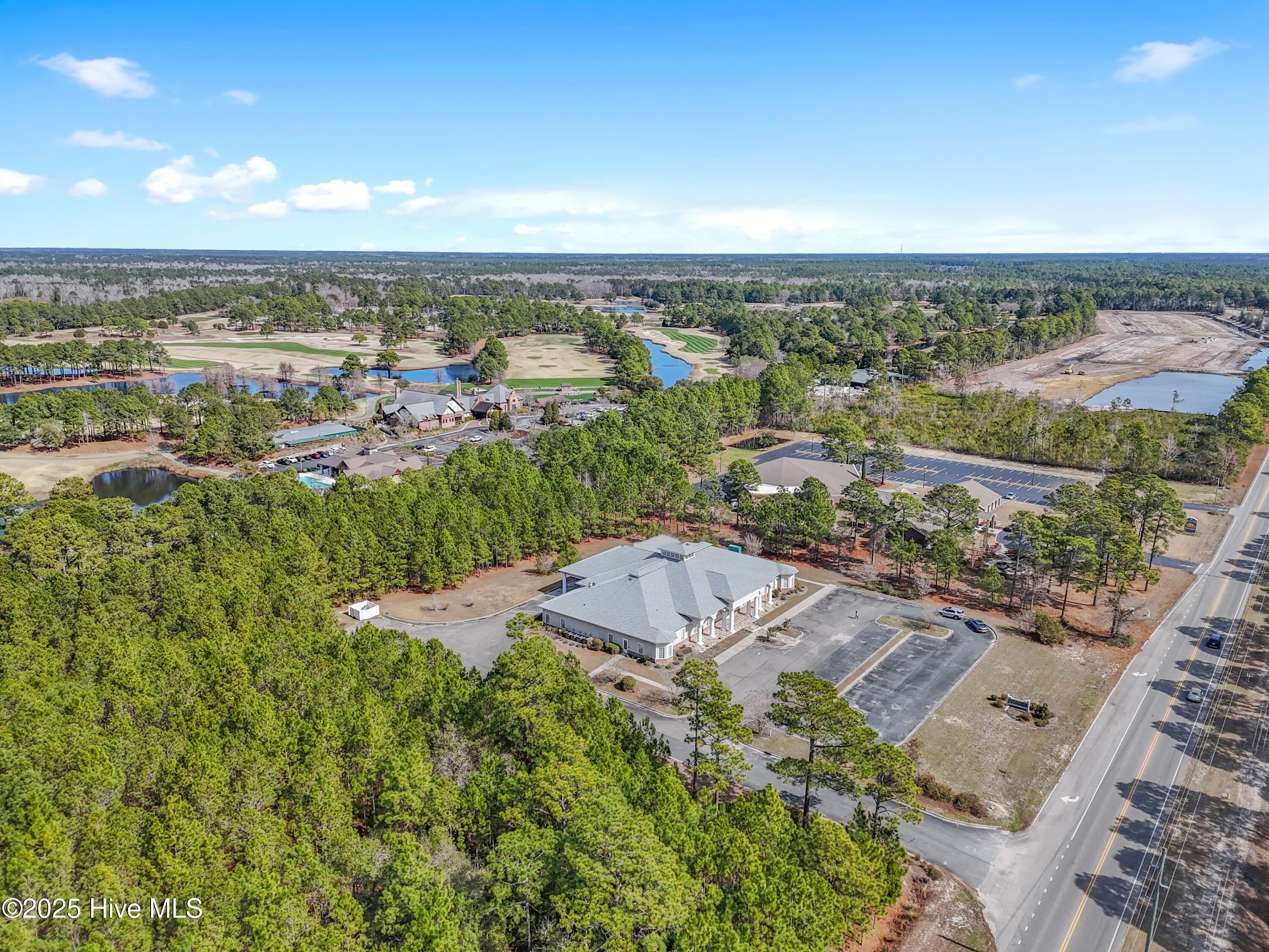 100491717 | Photo 94