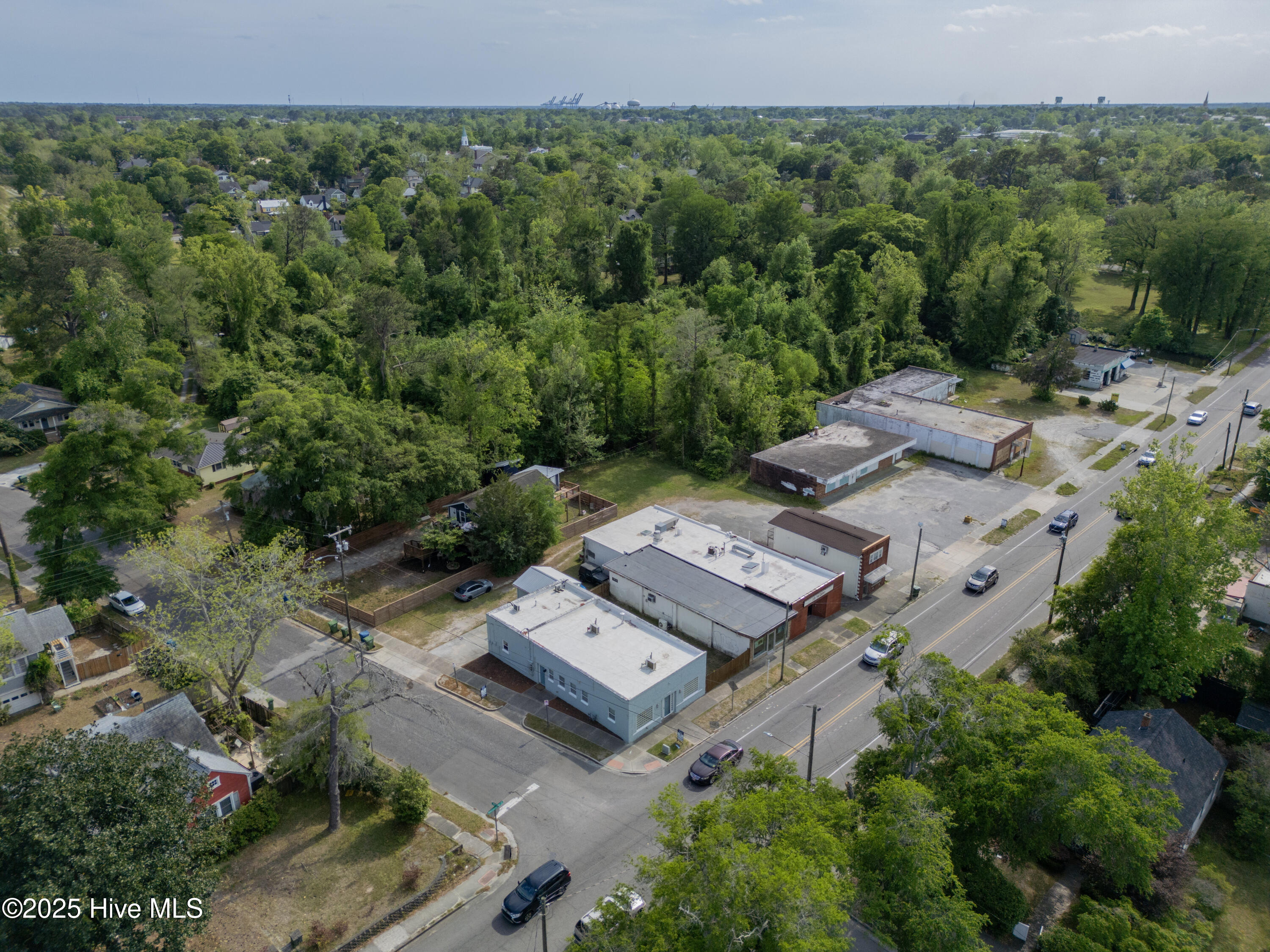 100543464 | Photo 57