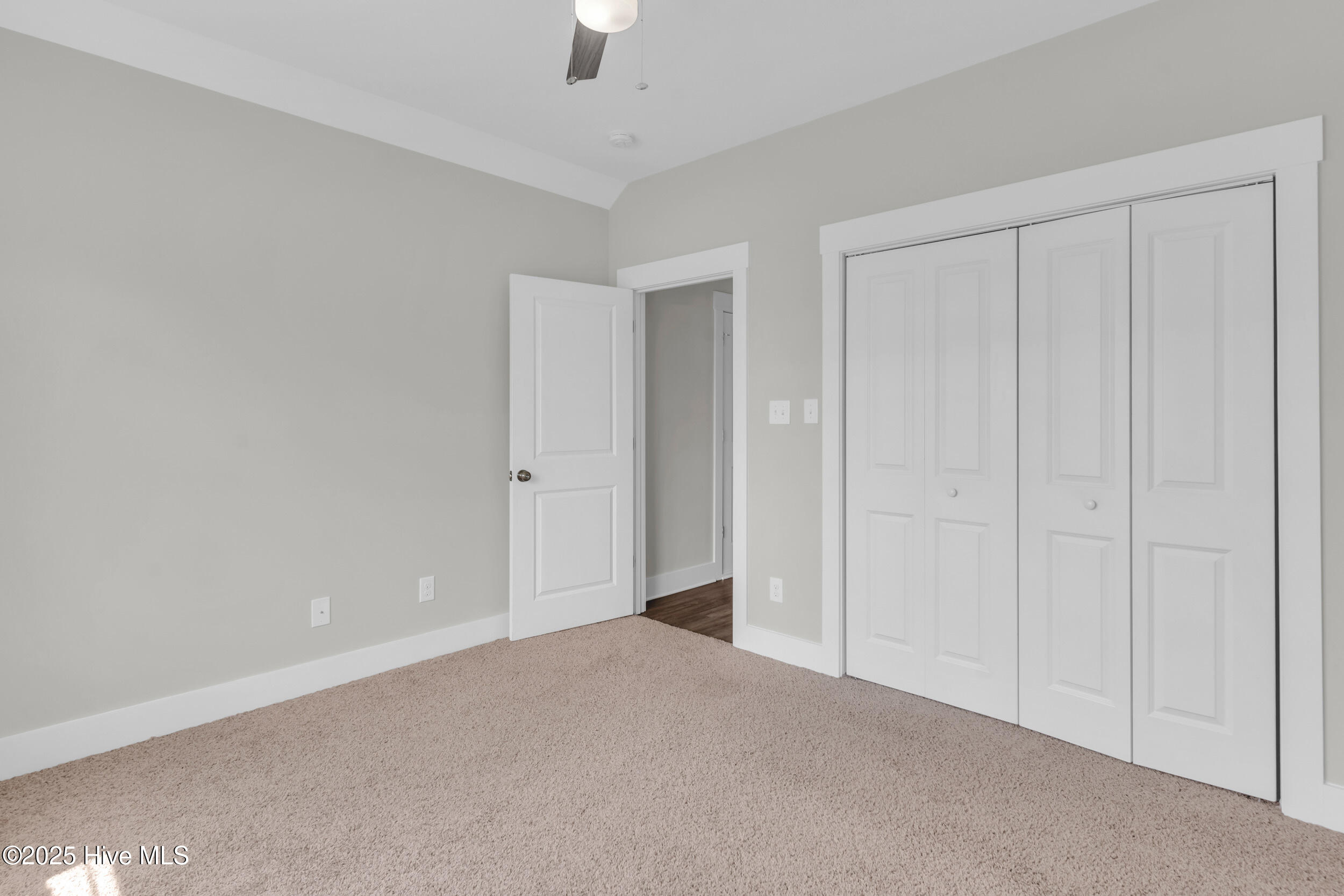 100526373 | Photo 20