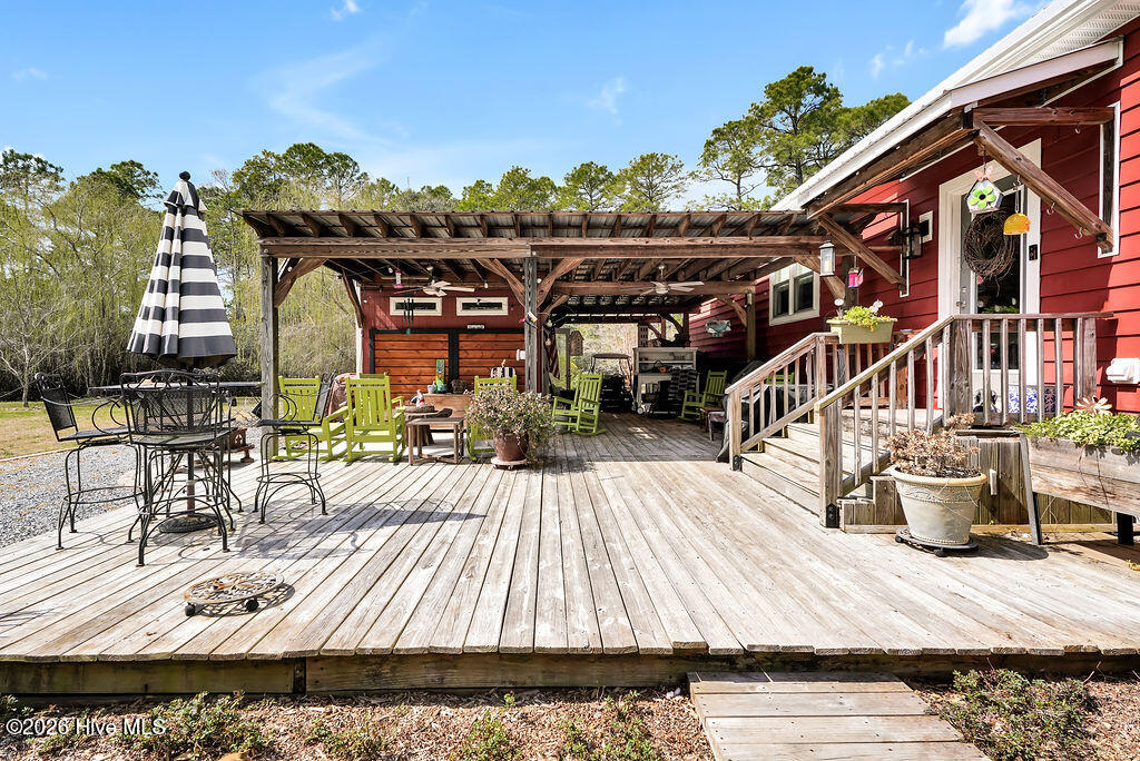 100560144 | Photo 28