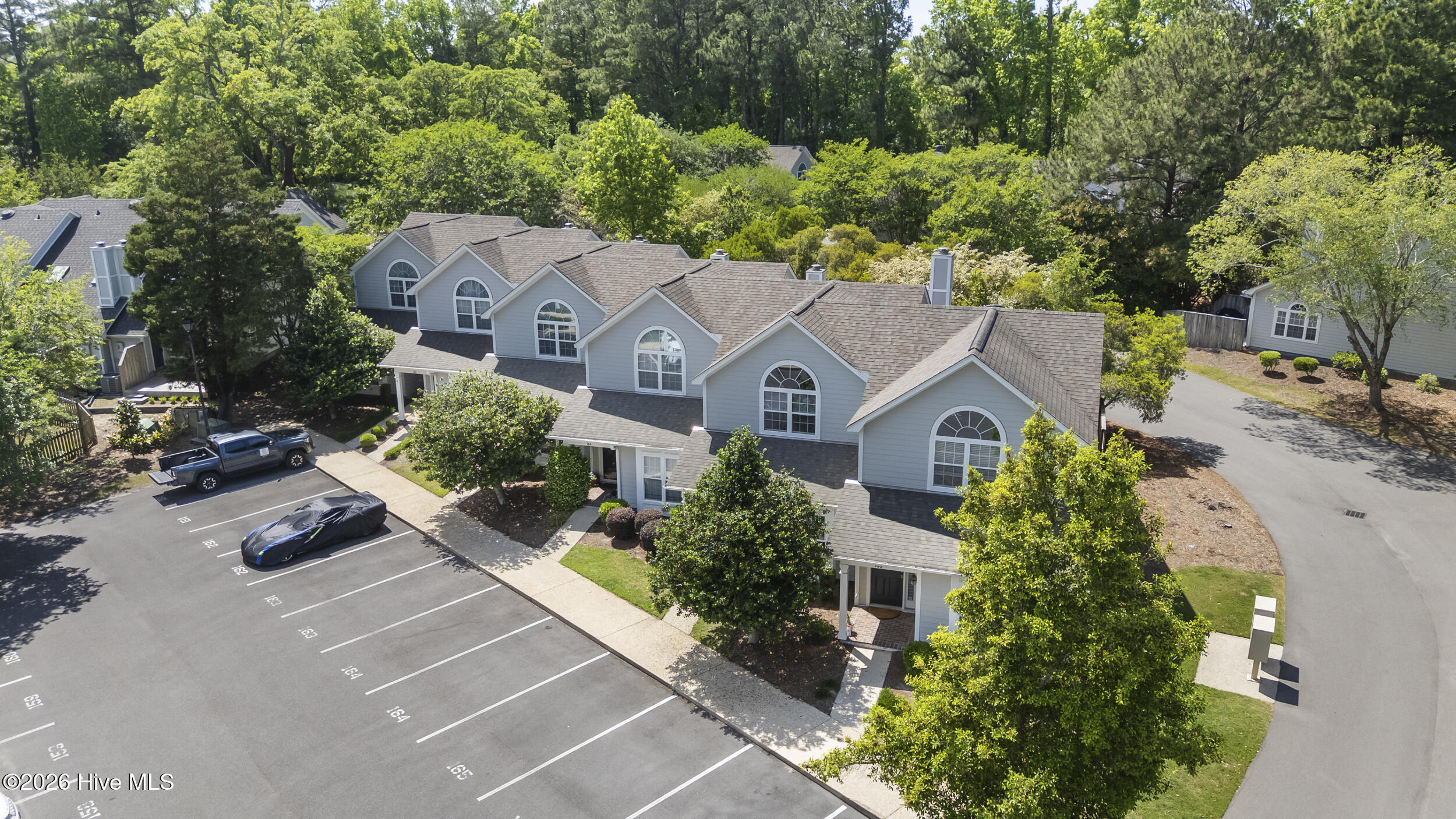 100570067 | Photo 29