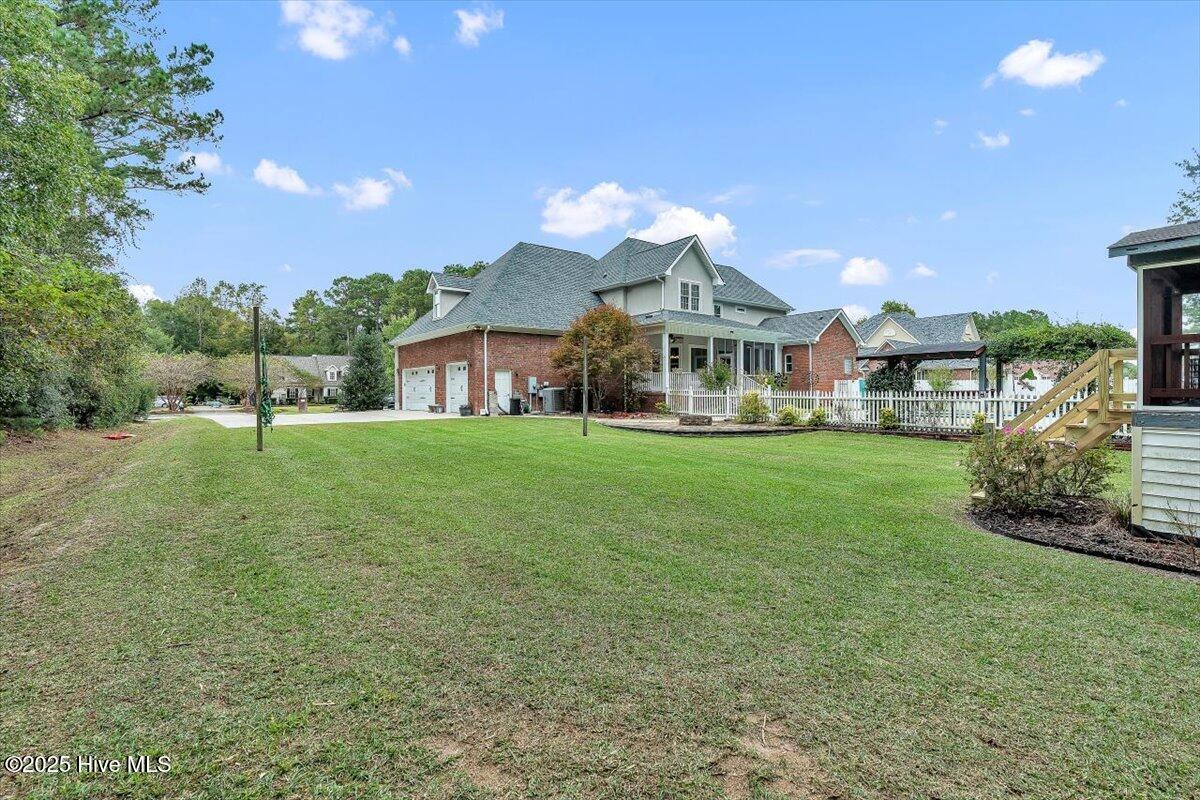 100534566 | Photo 88