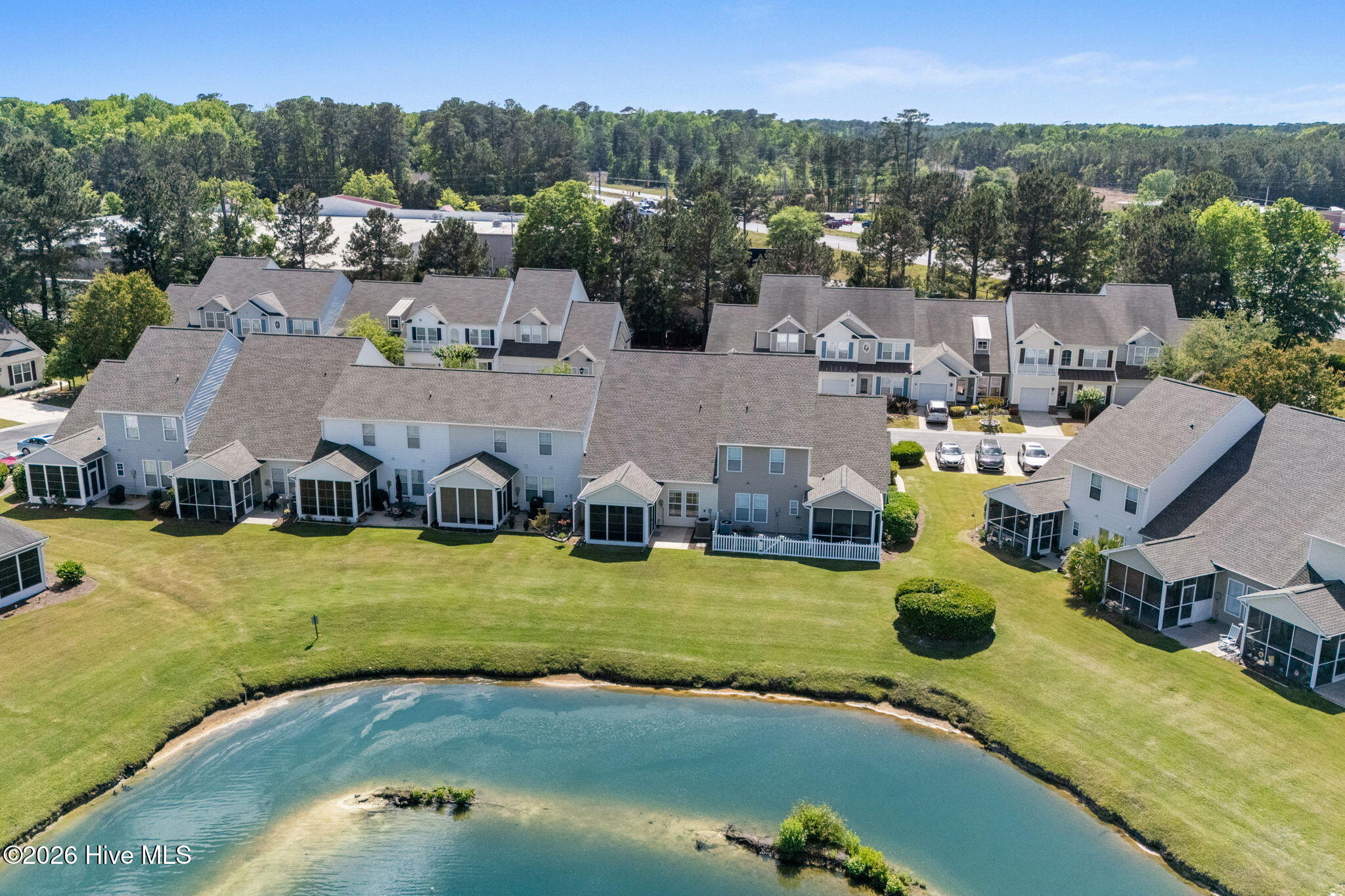 100570340 | Photo 61