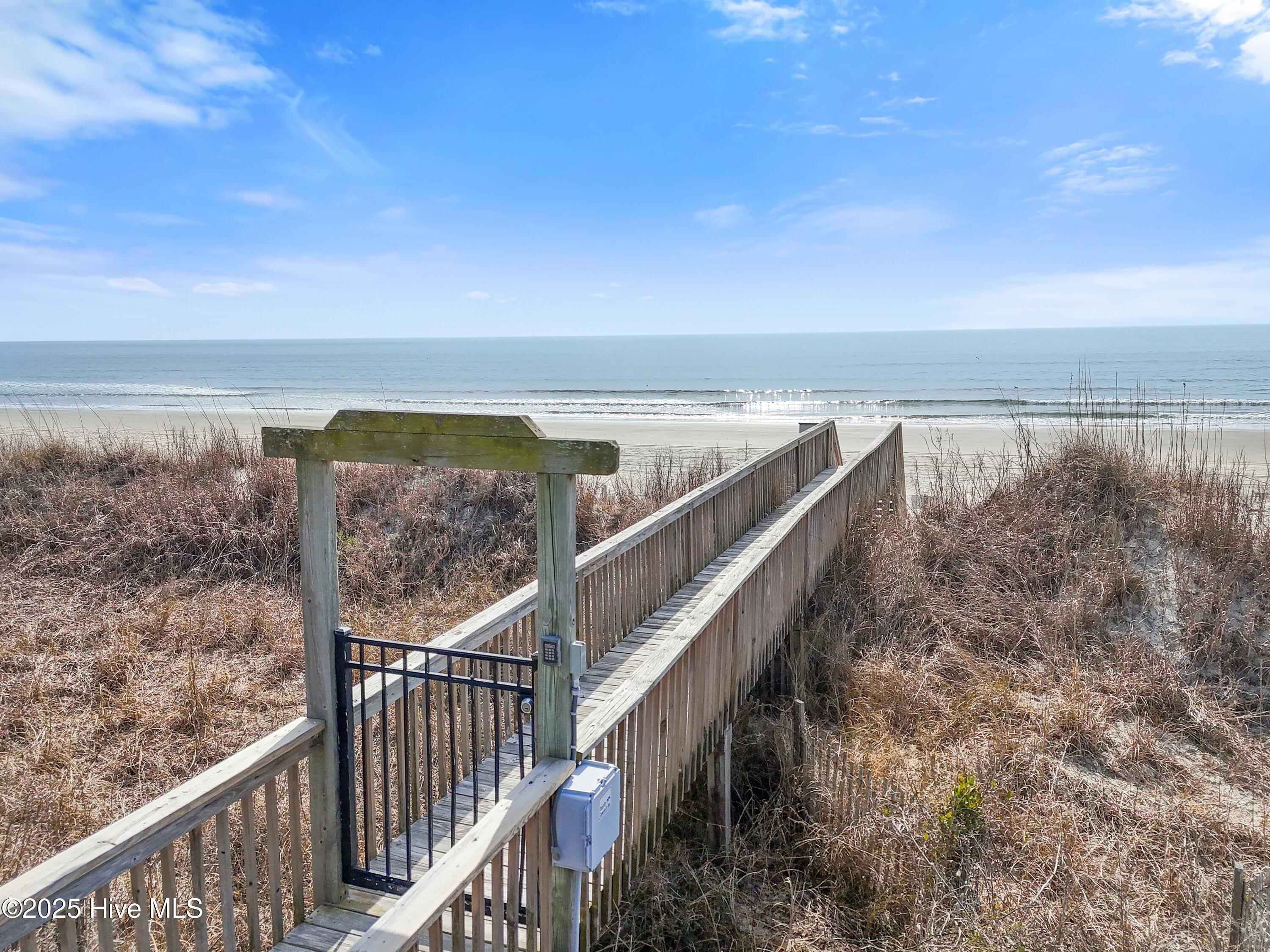 100492012 | Photo 39