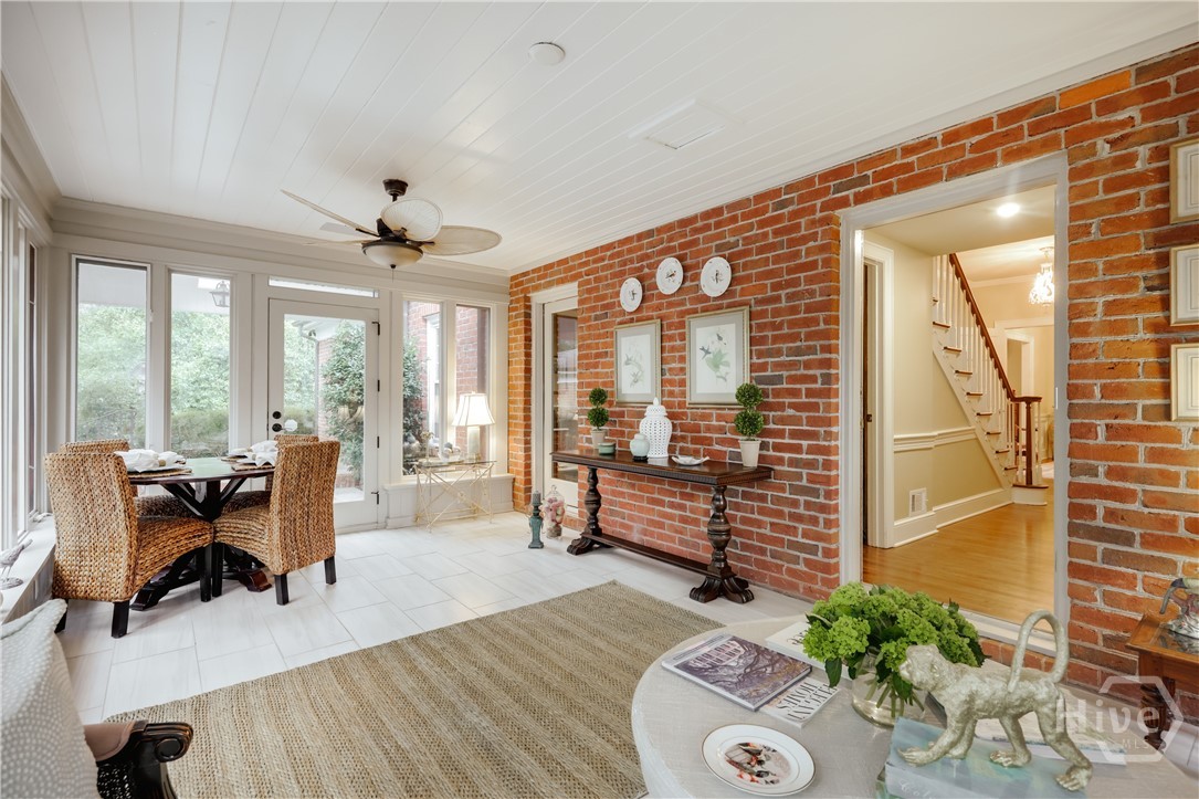 Sunroom off Family Room