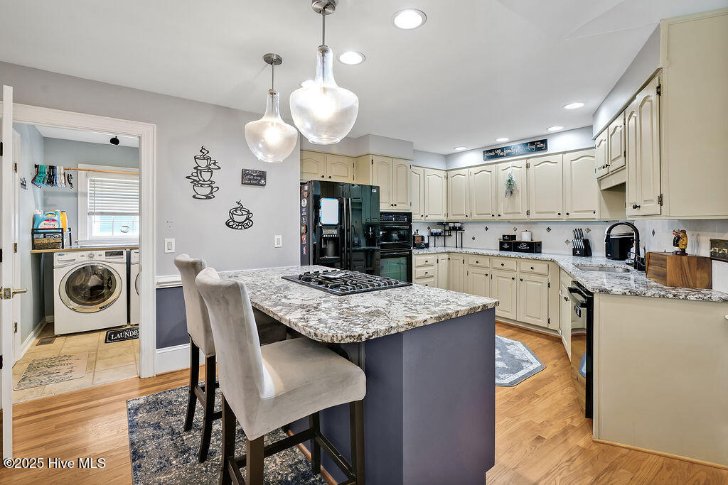 100515391 | Photo 13