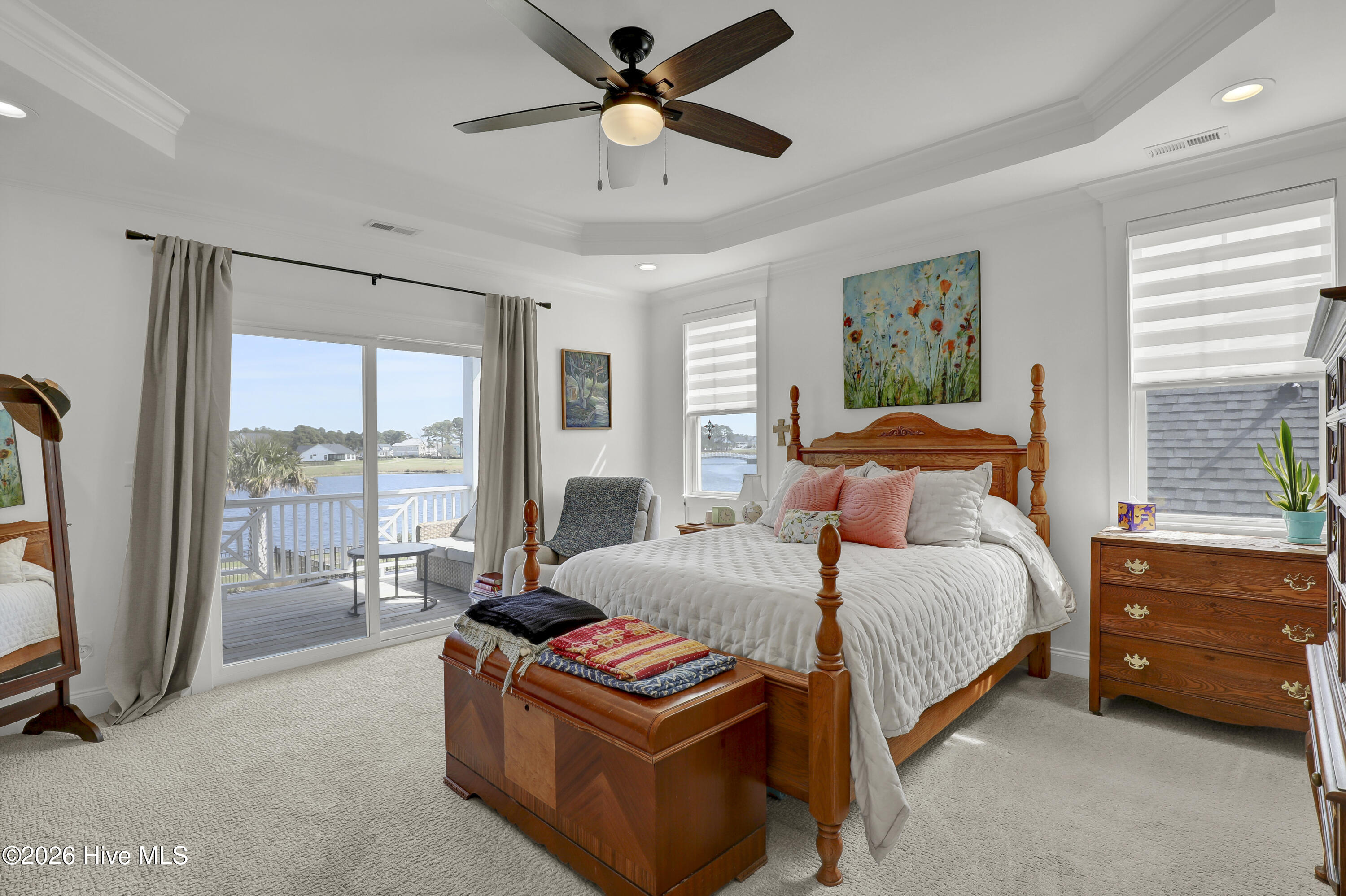 100561723 | Photo 23