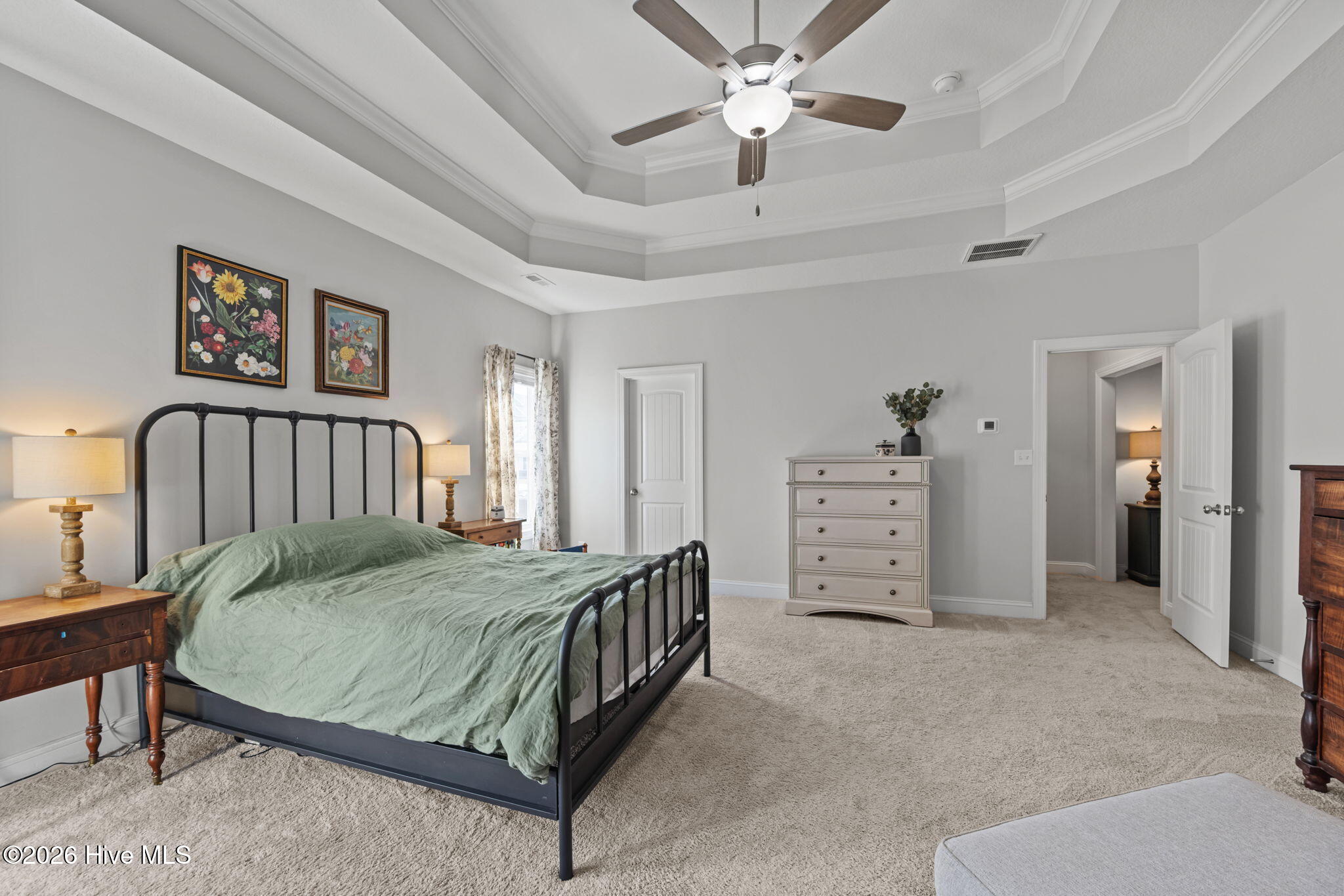 100553324 | Photo 22