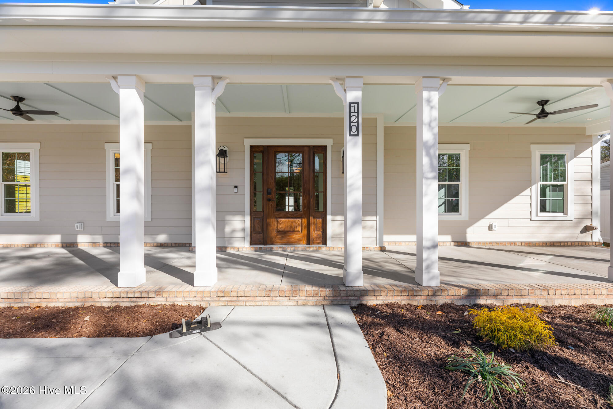 100516675 | Photo 84