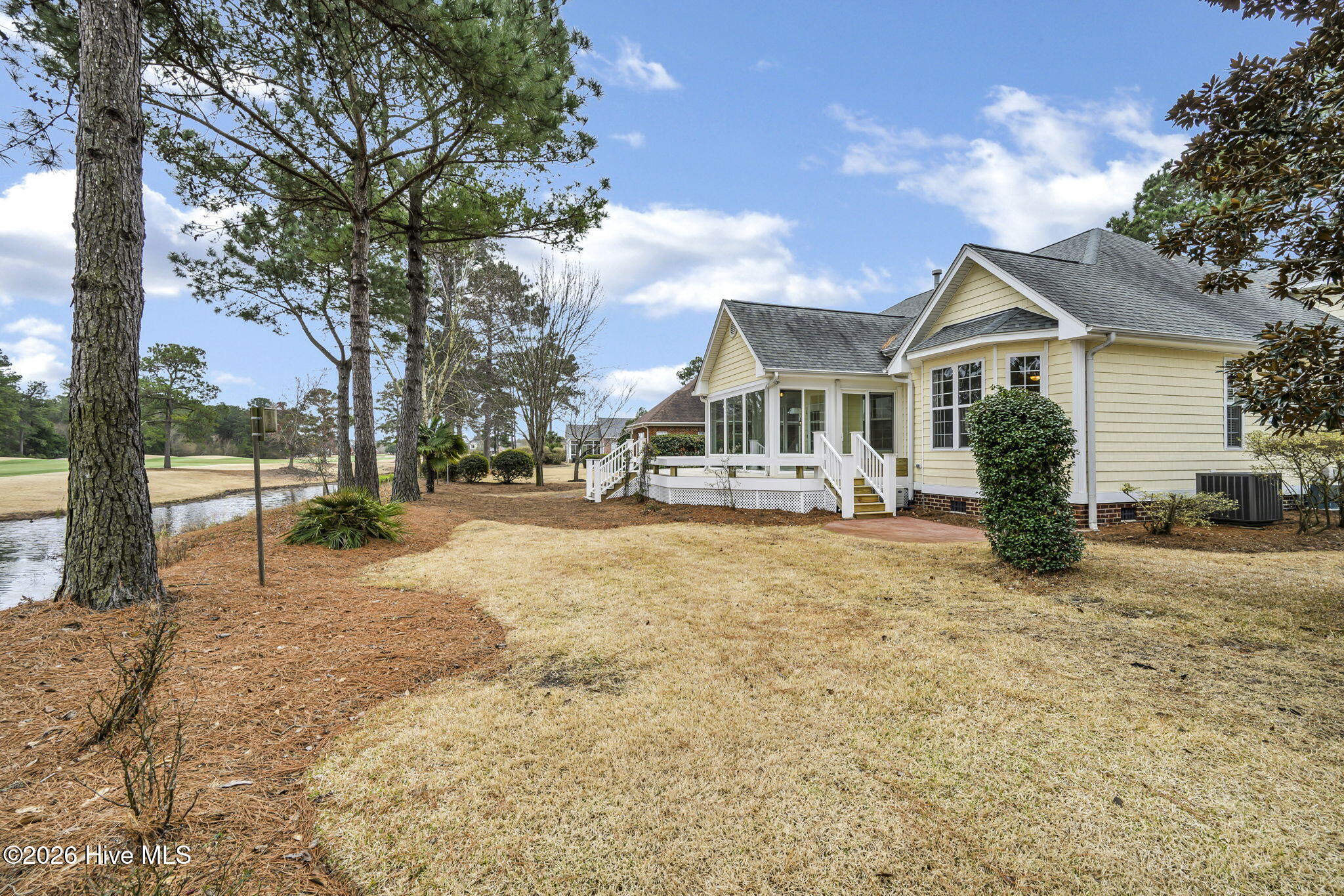 100557033 | Photo 34