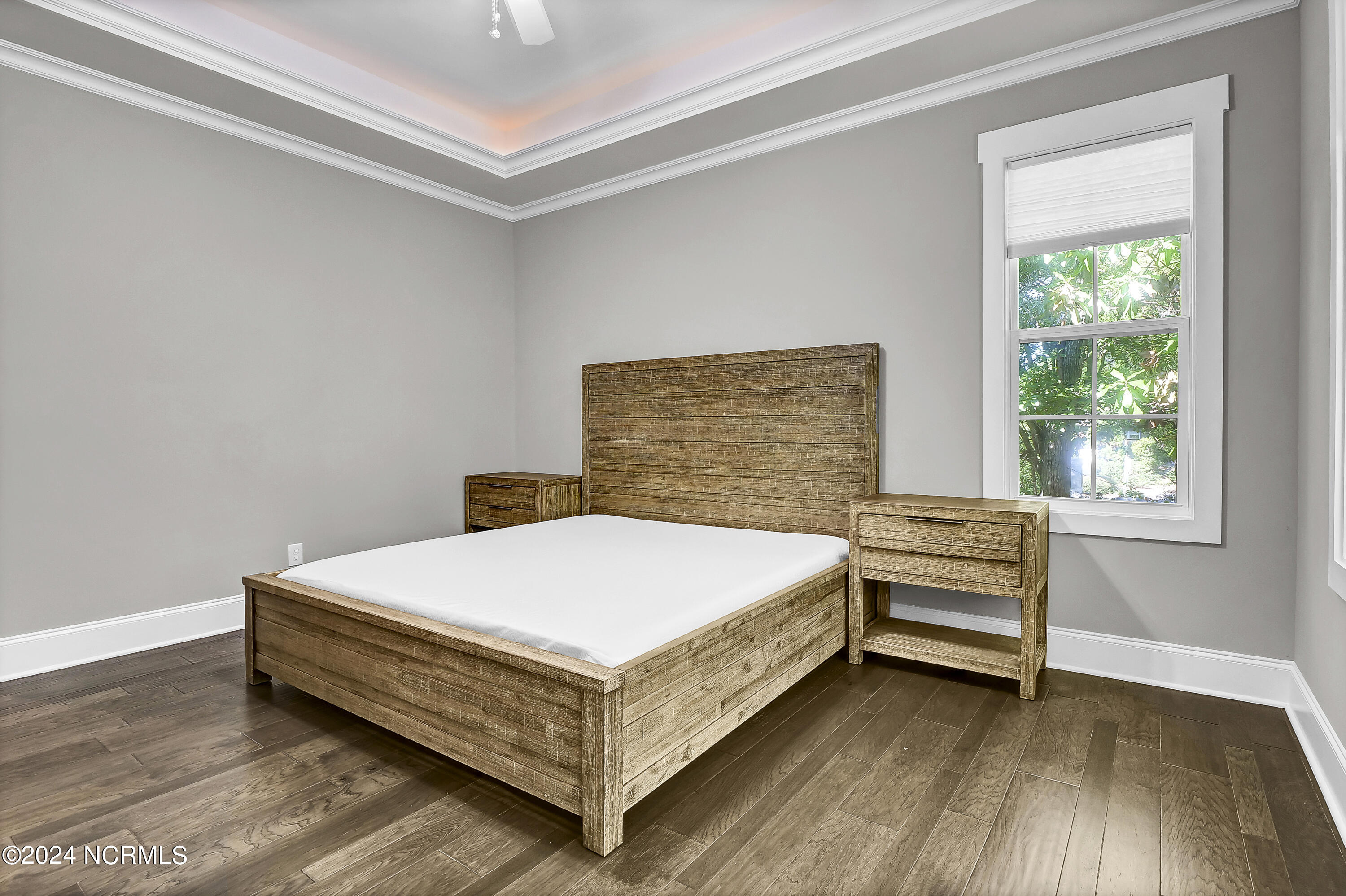 100565590 | Photo 18